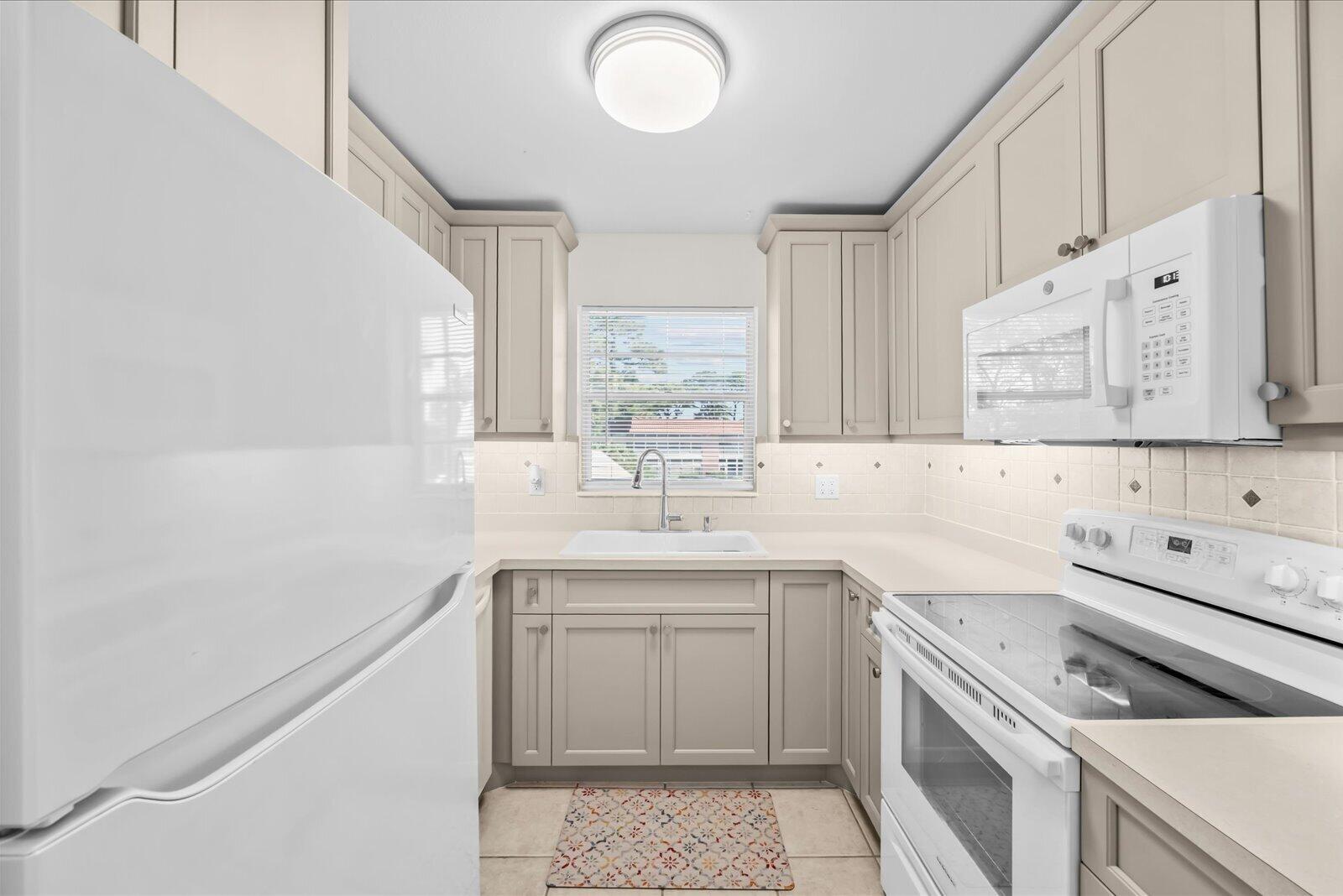 VISTA PINES CONDO - Residential