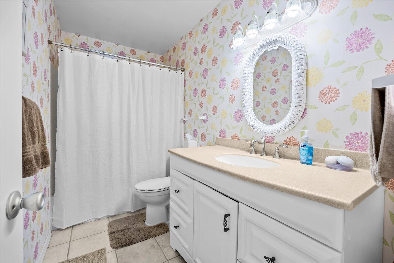VISTA PINES CONDO - Residential