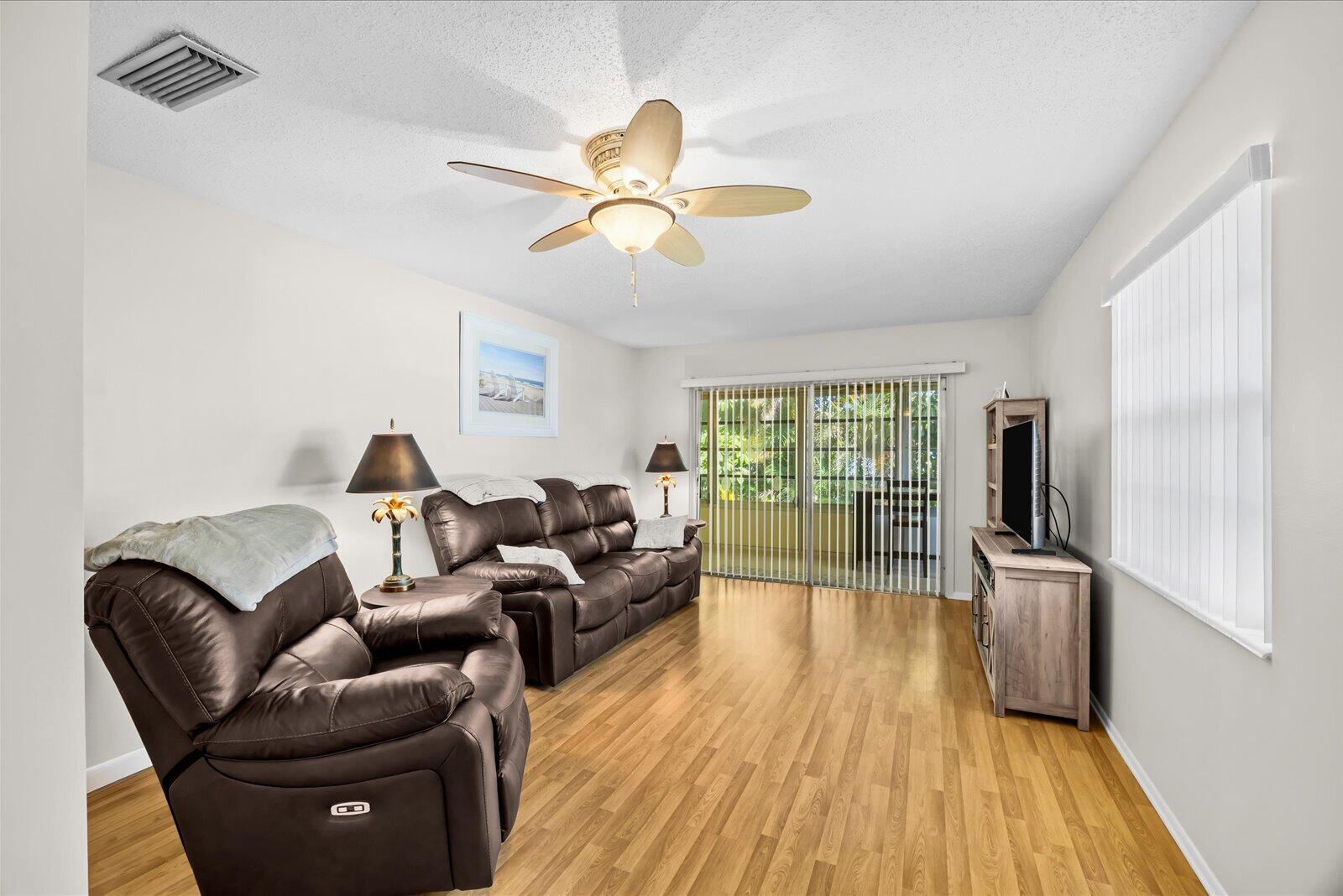VISTA PINES CONDO - Residential