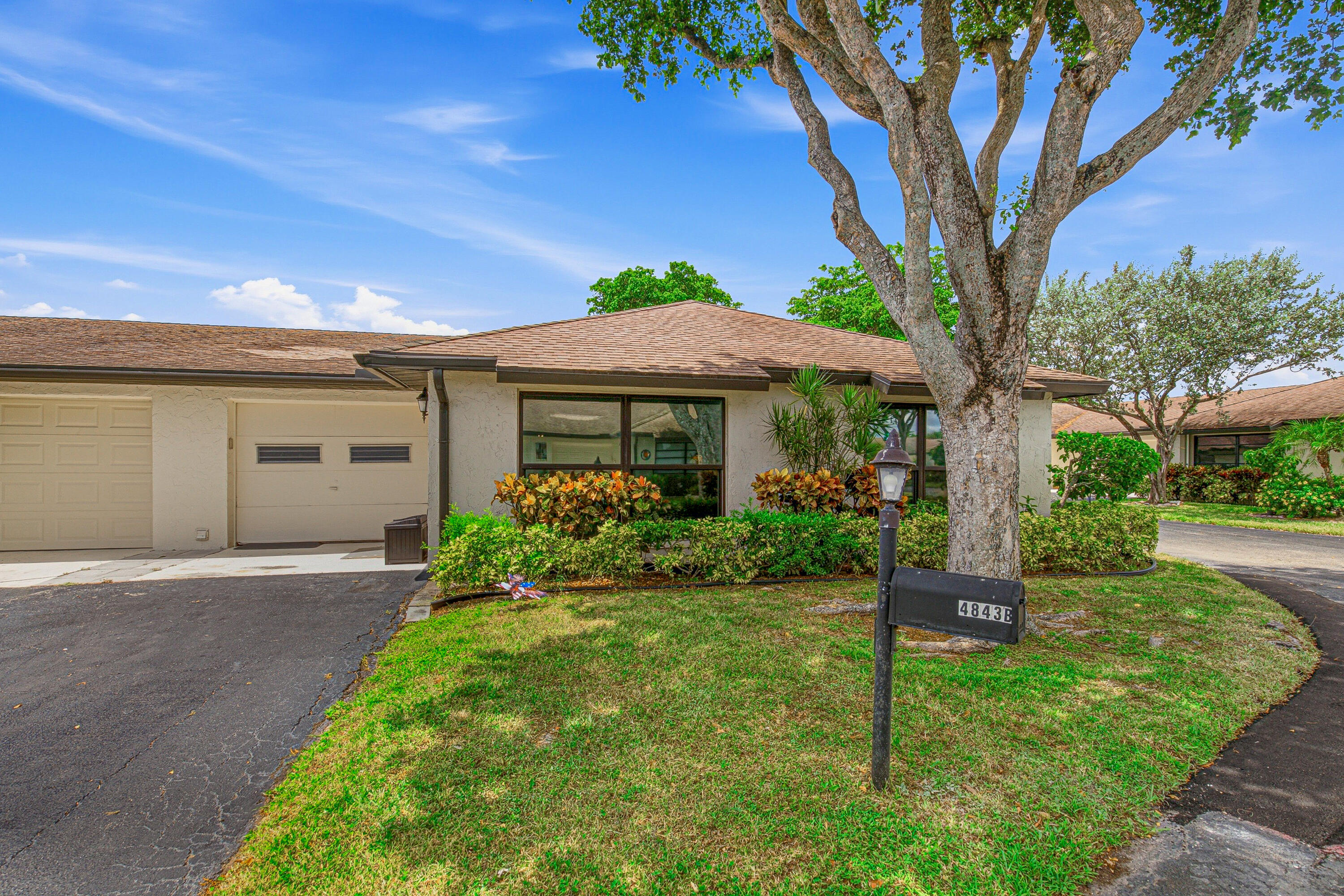 GREENTREE VILLAS CONDO - Residential