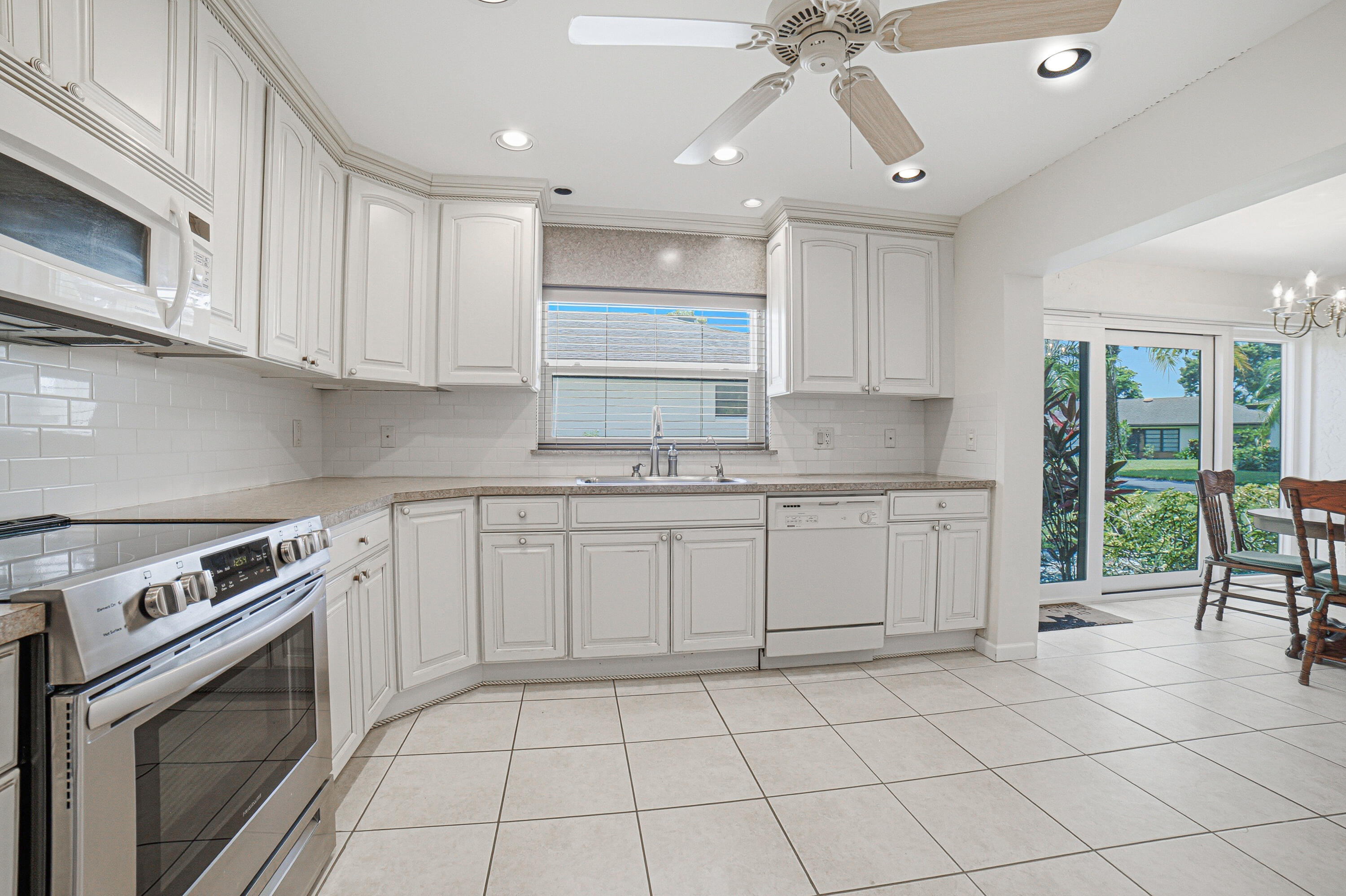 GREENTREE VILLAS CONDO - Residential