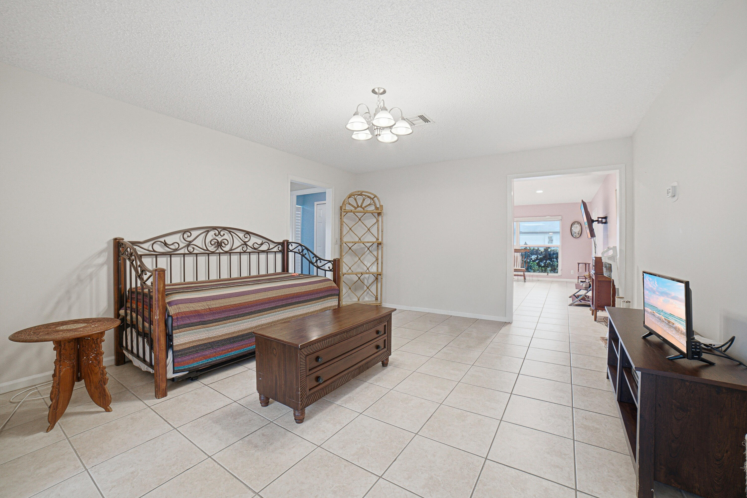 GREENTREE VILLAS CONDO - Residential