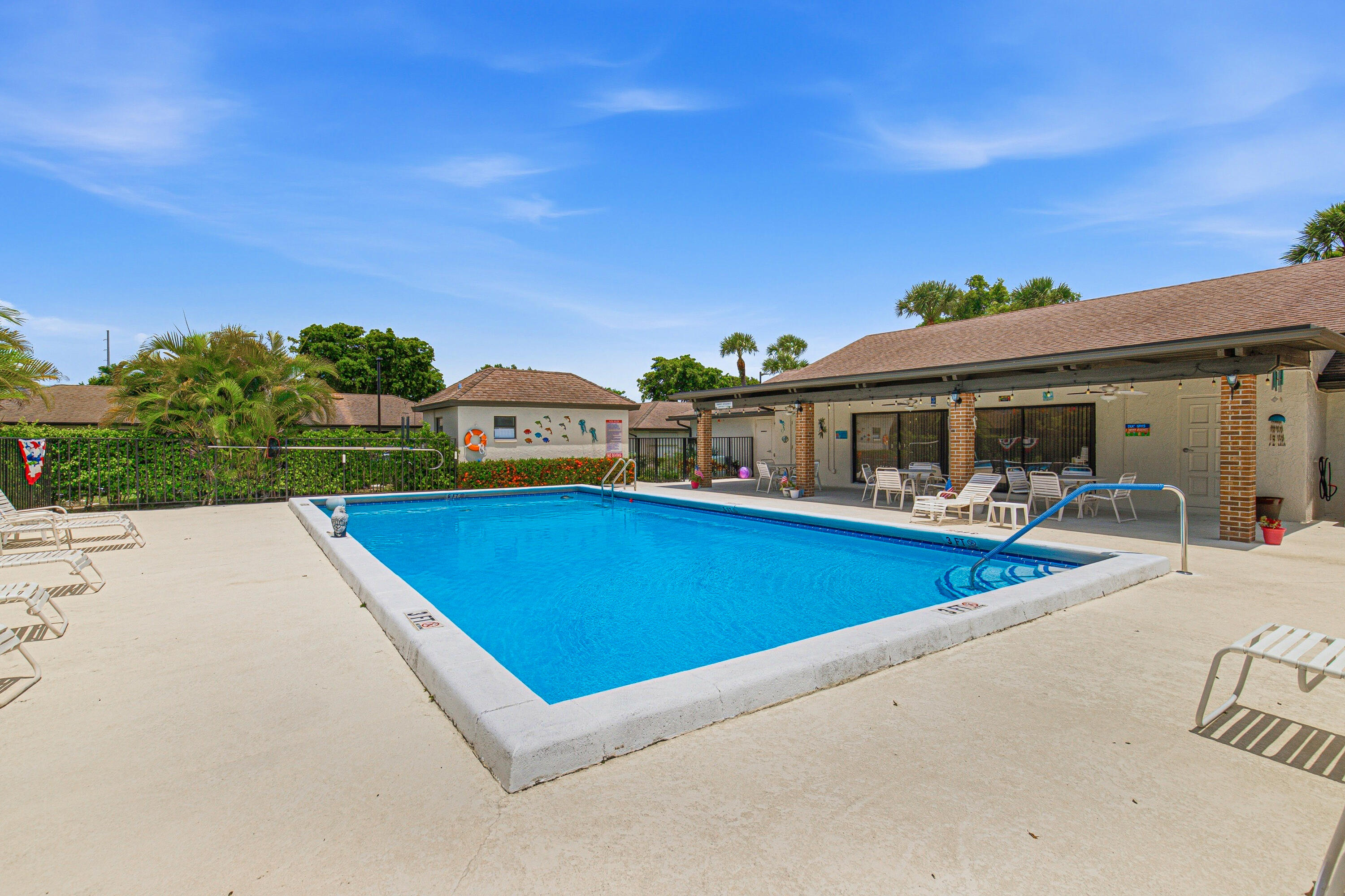 GREENTREE VILLAS CONDO - Residential