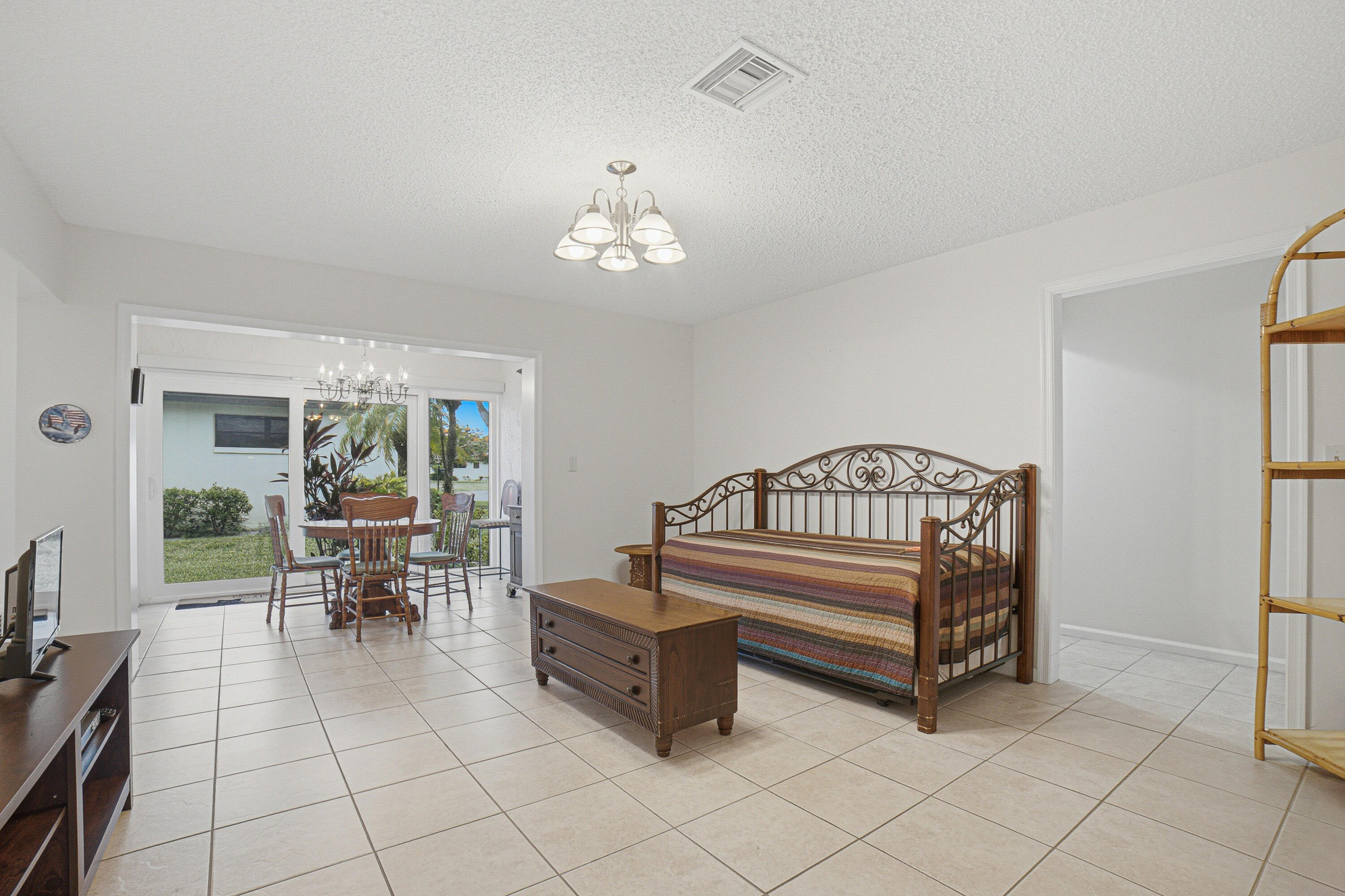 GREENTREE VILLAS CONDO - Residential