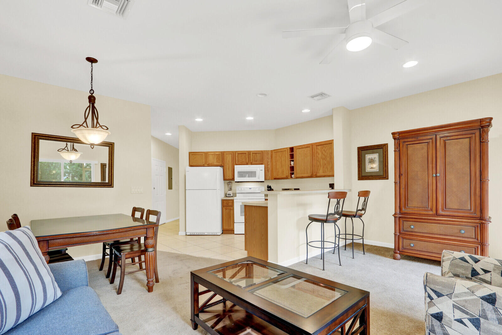 CASTLE PINES CONDOMINIUM - Residential