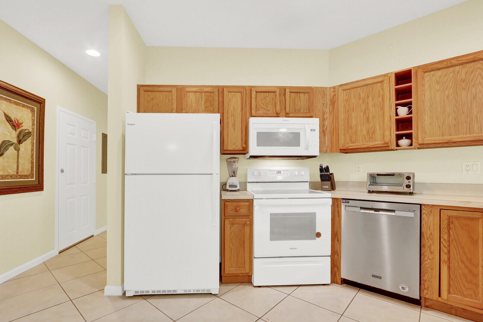 CASTLE PINES CONDOMINIUM - Residential
