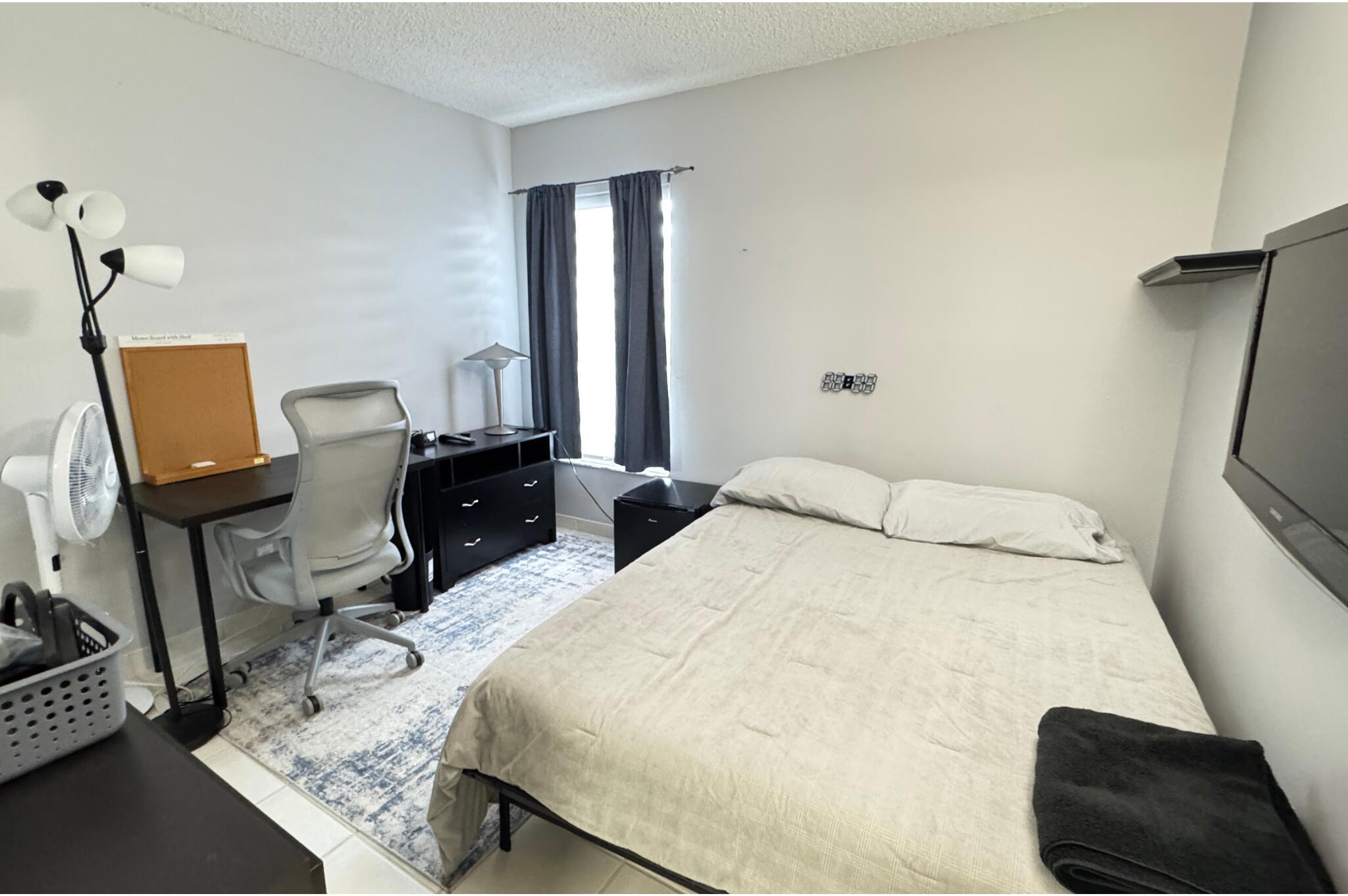 PARK AT WINDWOOD CONDO - Residential Lease