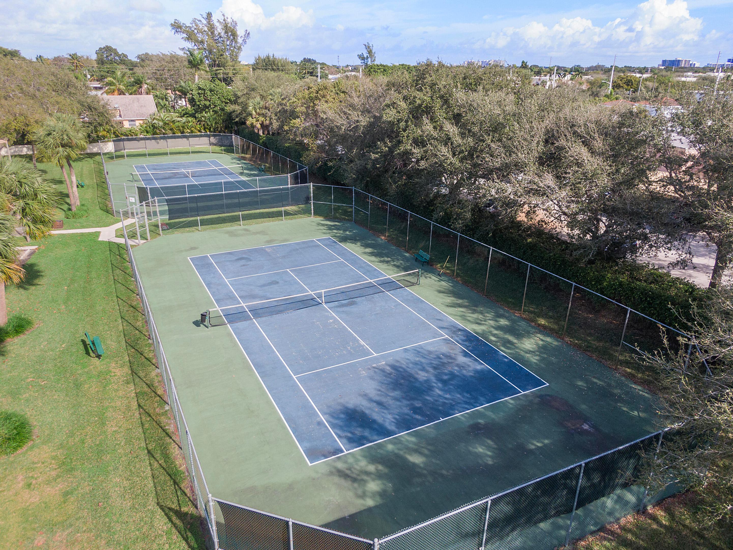 PARK AT WINDWOOD CONDO - Residential Lease
