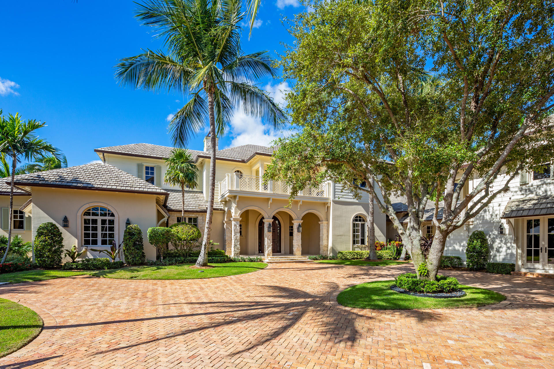 WATERWAY LANE - Residential