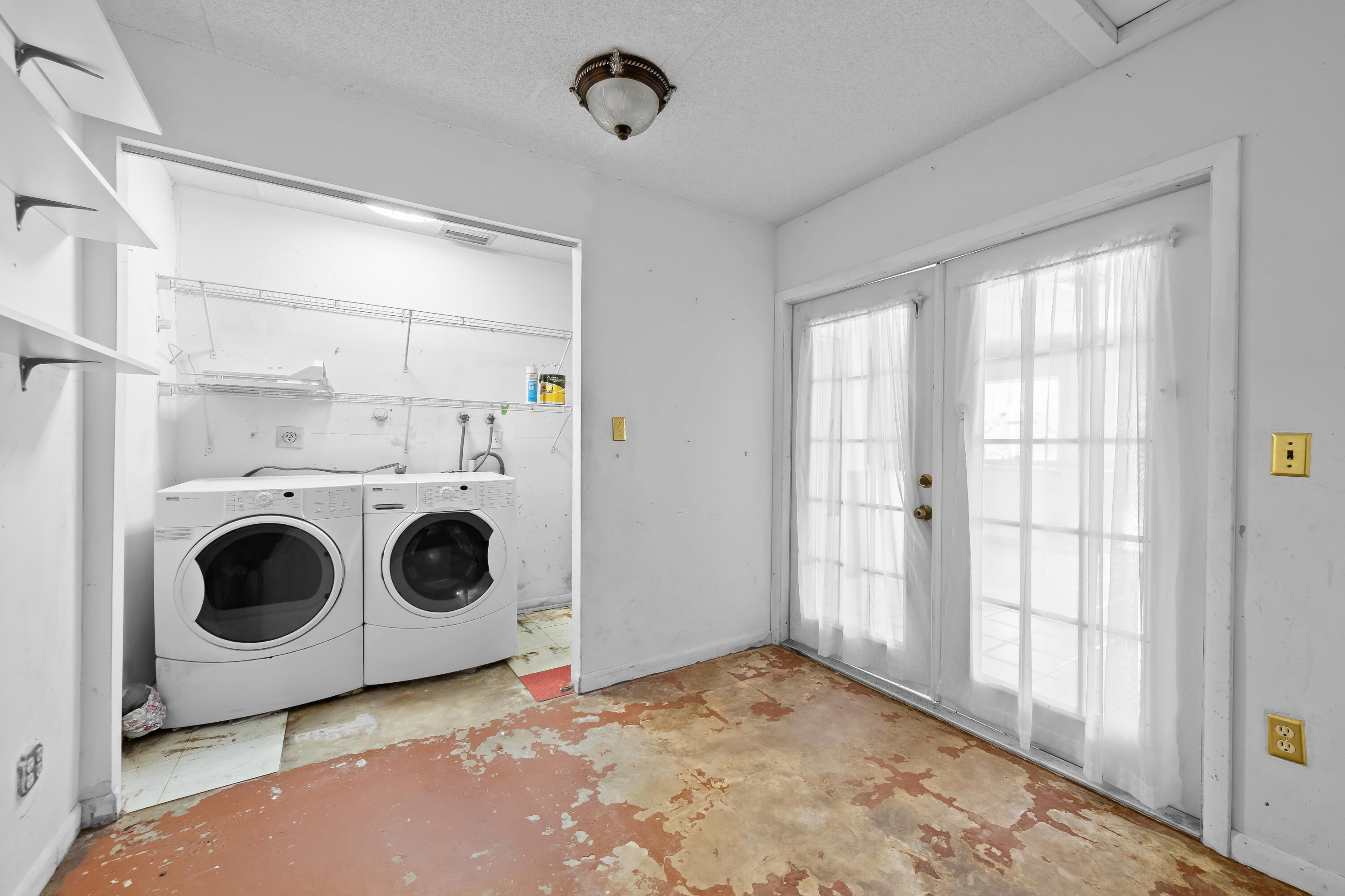 NORTH LAUDERDALE VILLAGE SEC 1 - Residential