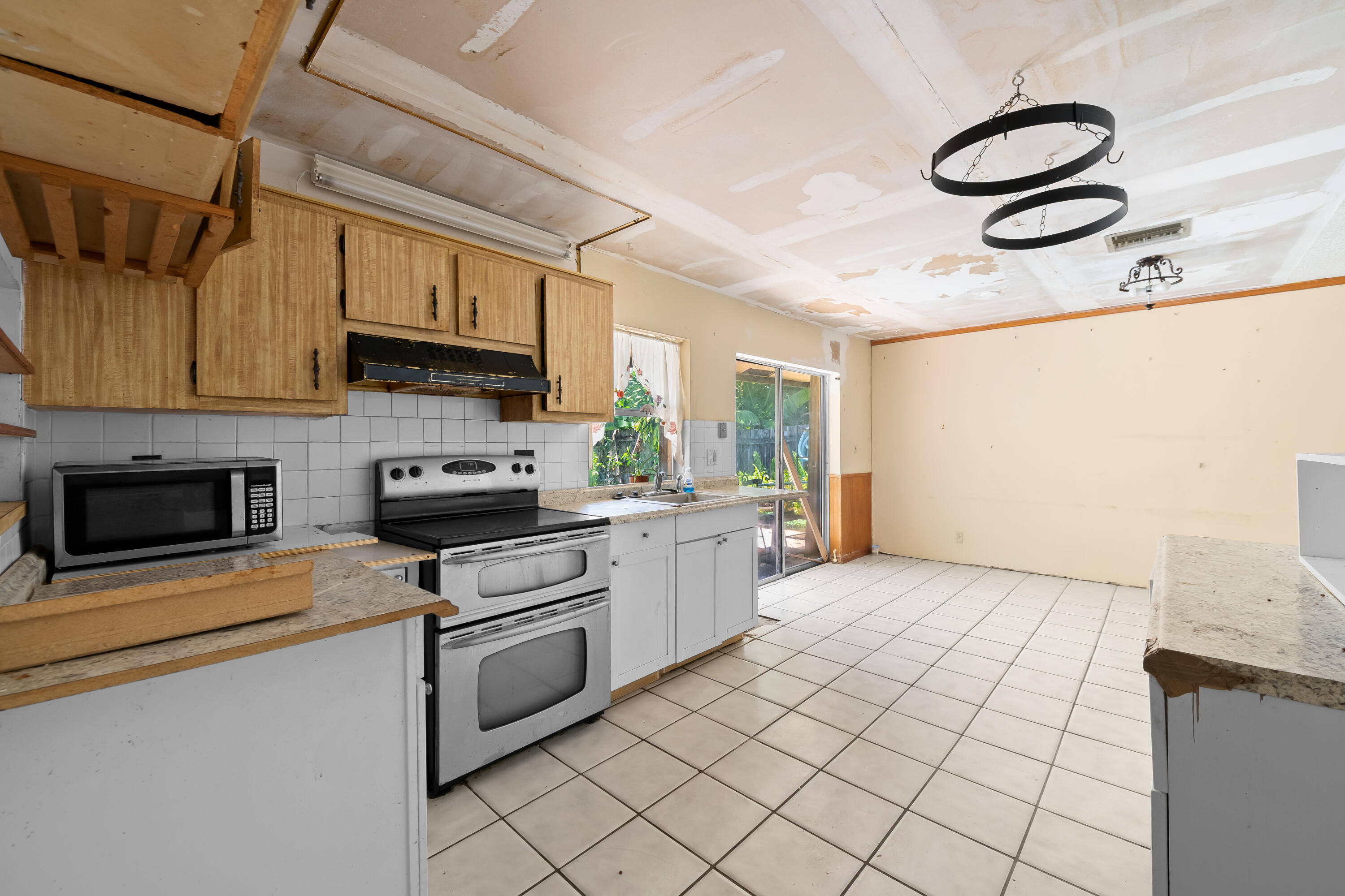 NORTH LAUDERDALE VILLAGE SEC 1 - Residential