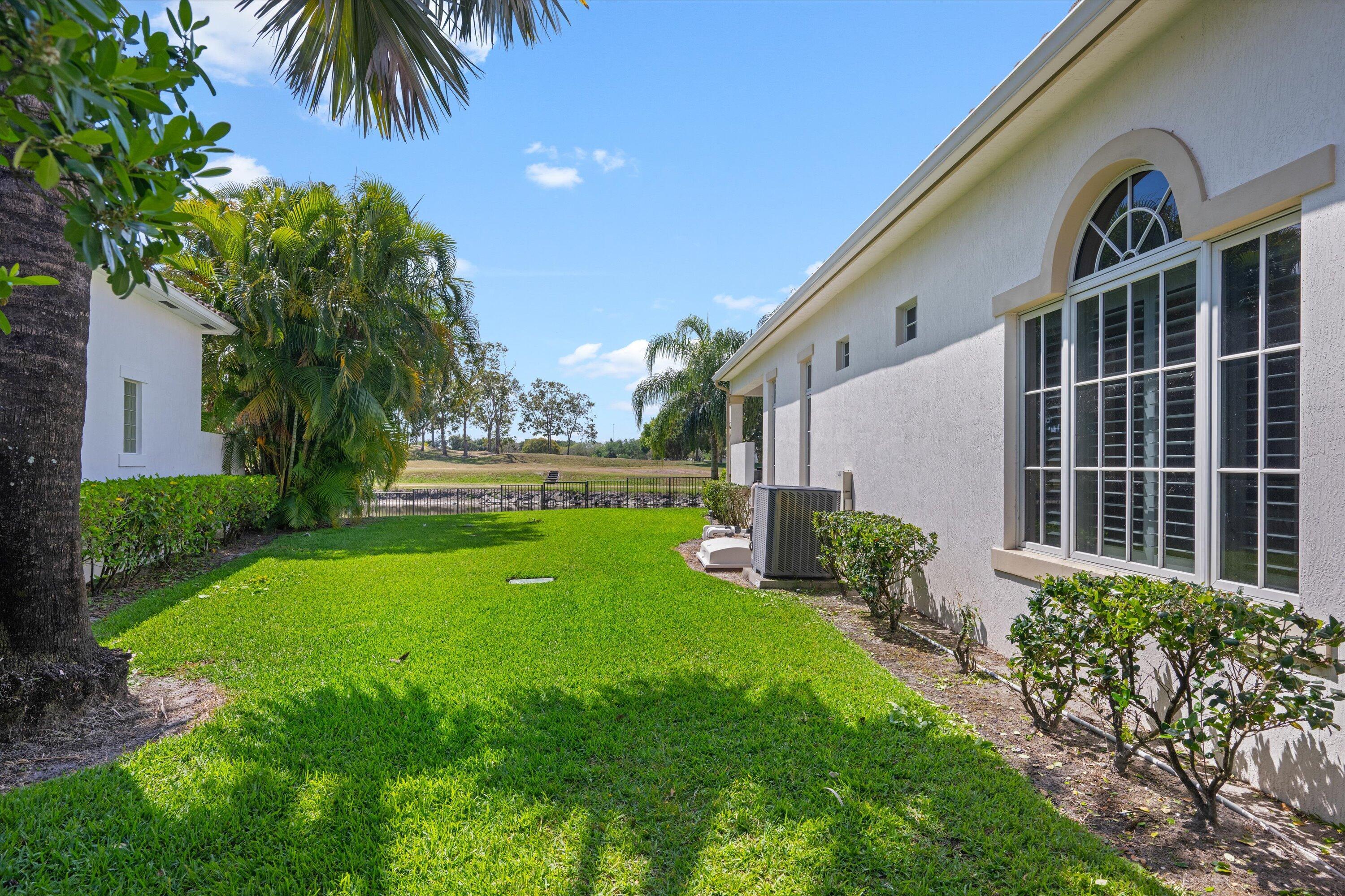 HUNTERS CHASE OF PALM BEACH POLO & COUNT - Residential Lease