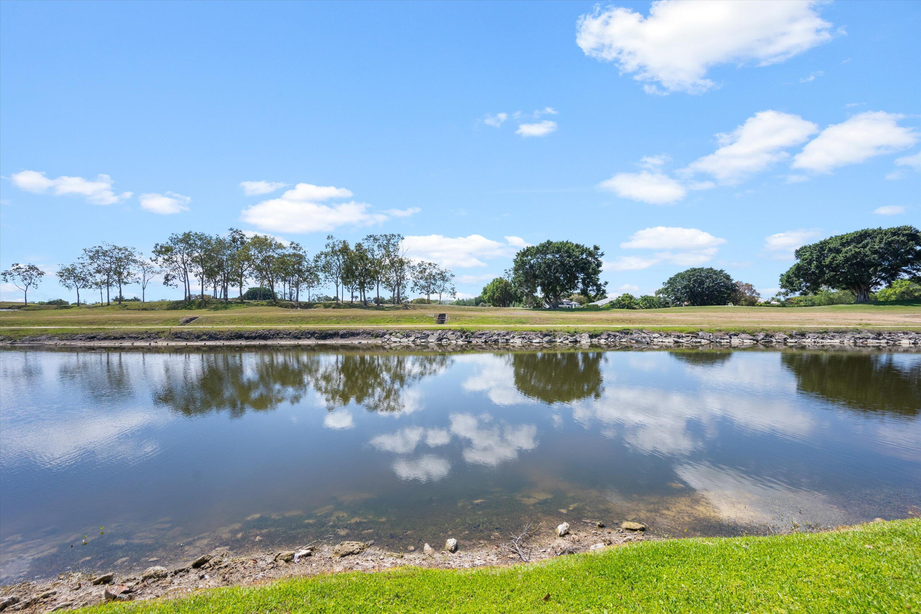 HUNTERS CHASE OF PALM BEACH POLO & COUNT - Residential Lease