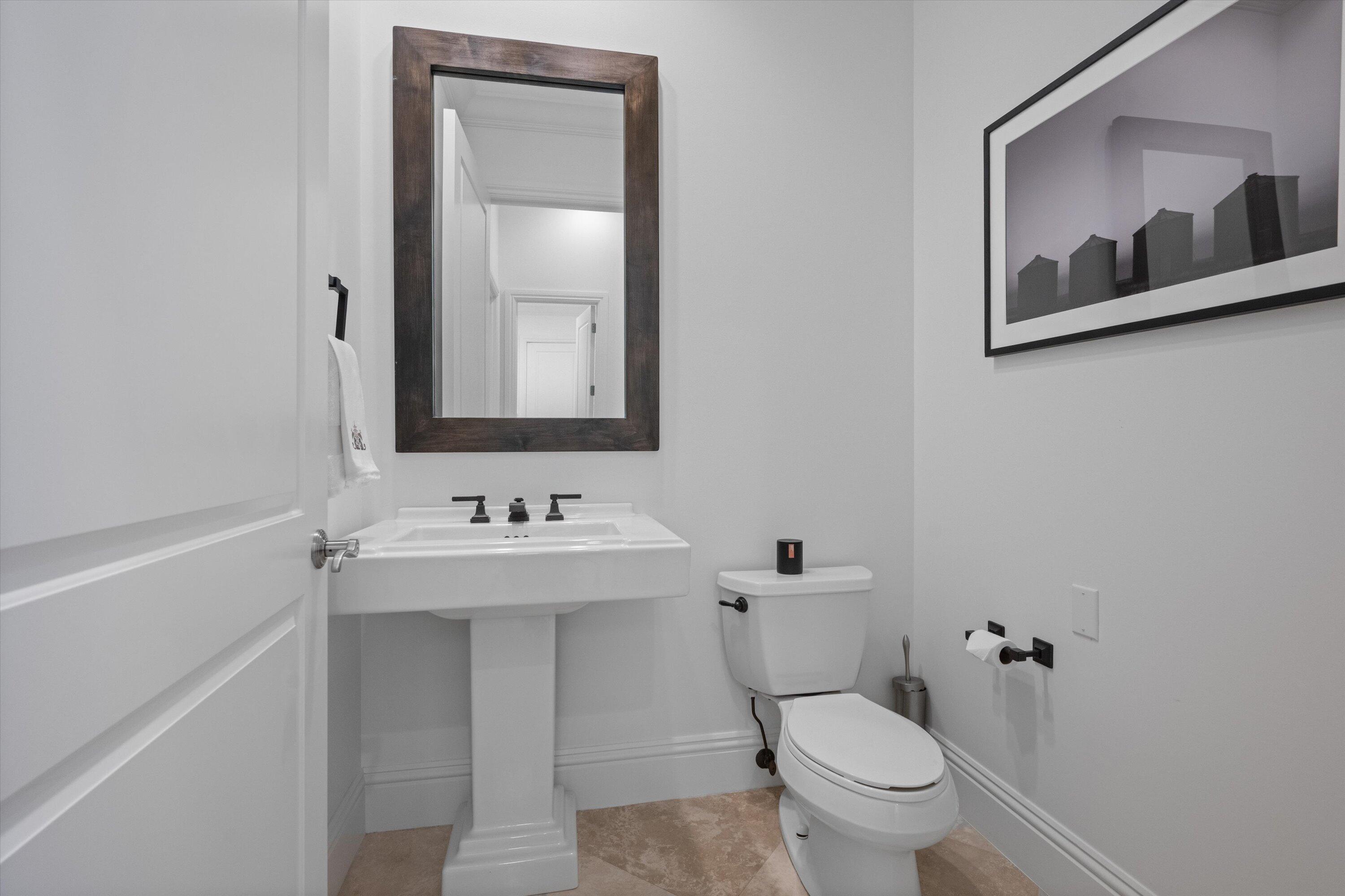 HUNTERS CHASE OF PALM BEACH POLO & COUNT - Residential Lease