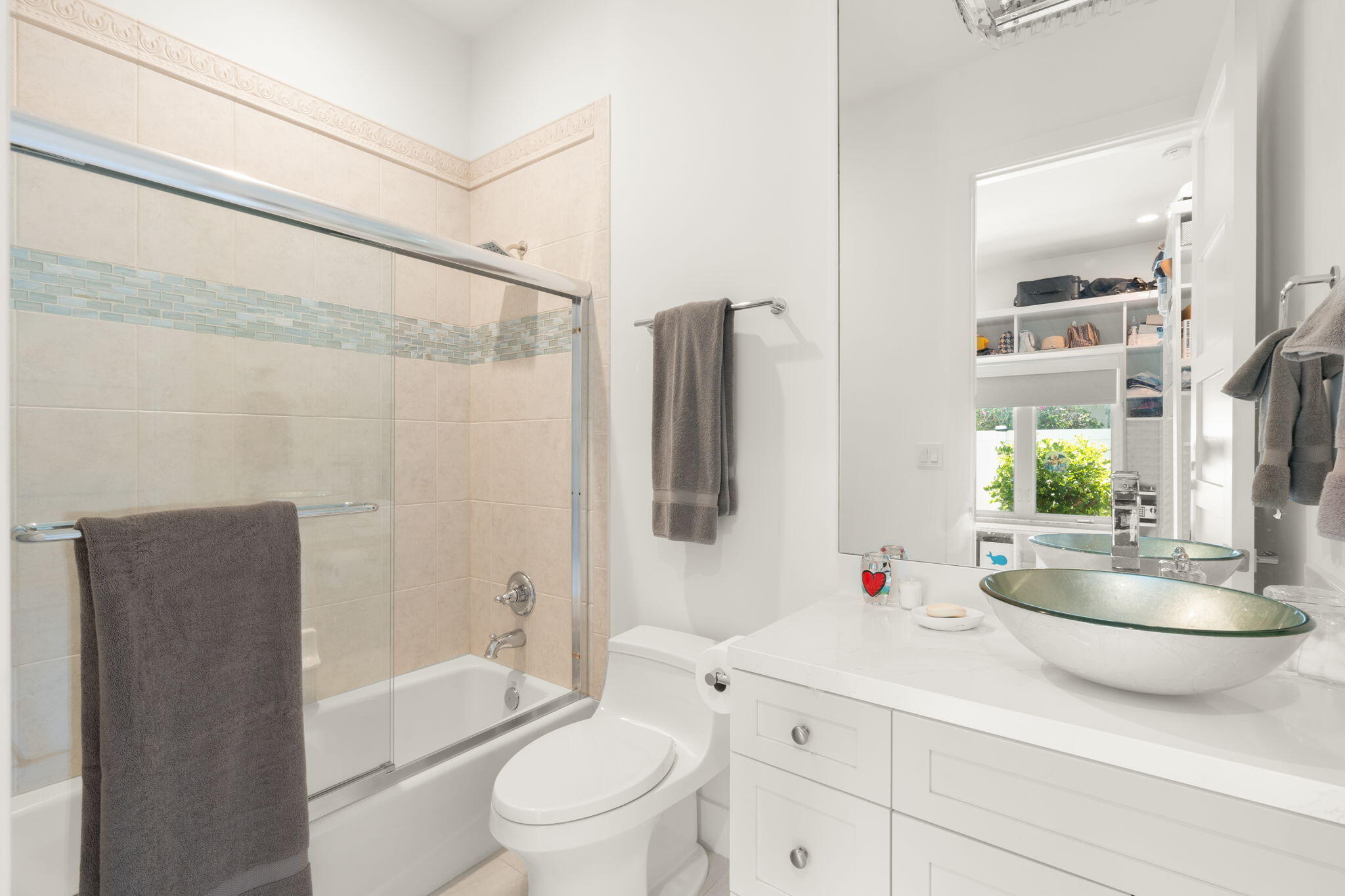 BEACH WAY HEIGHTS UNIT - Residential