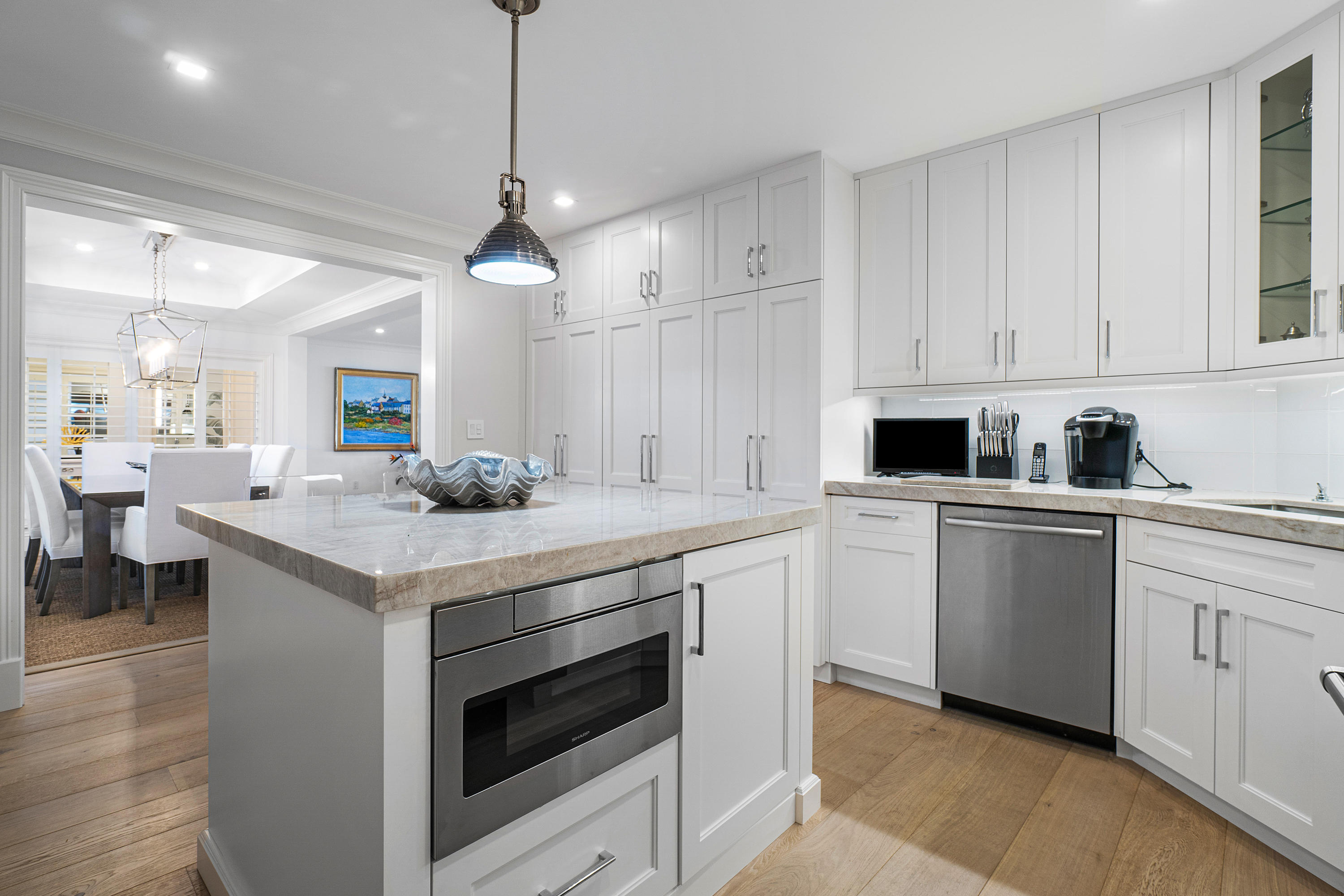 THREE HUNDRED SOUTH OCEAN BLVD APTS INC 300 S OCEA - Residential