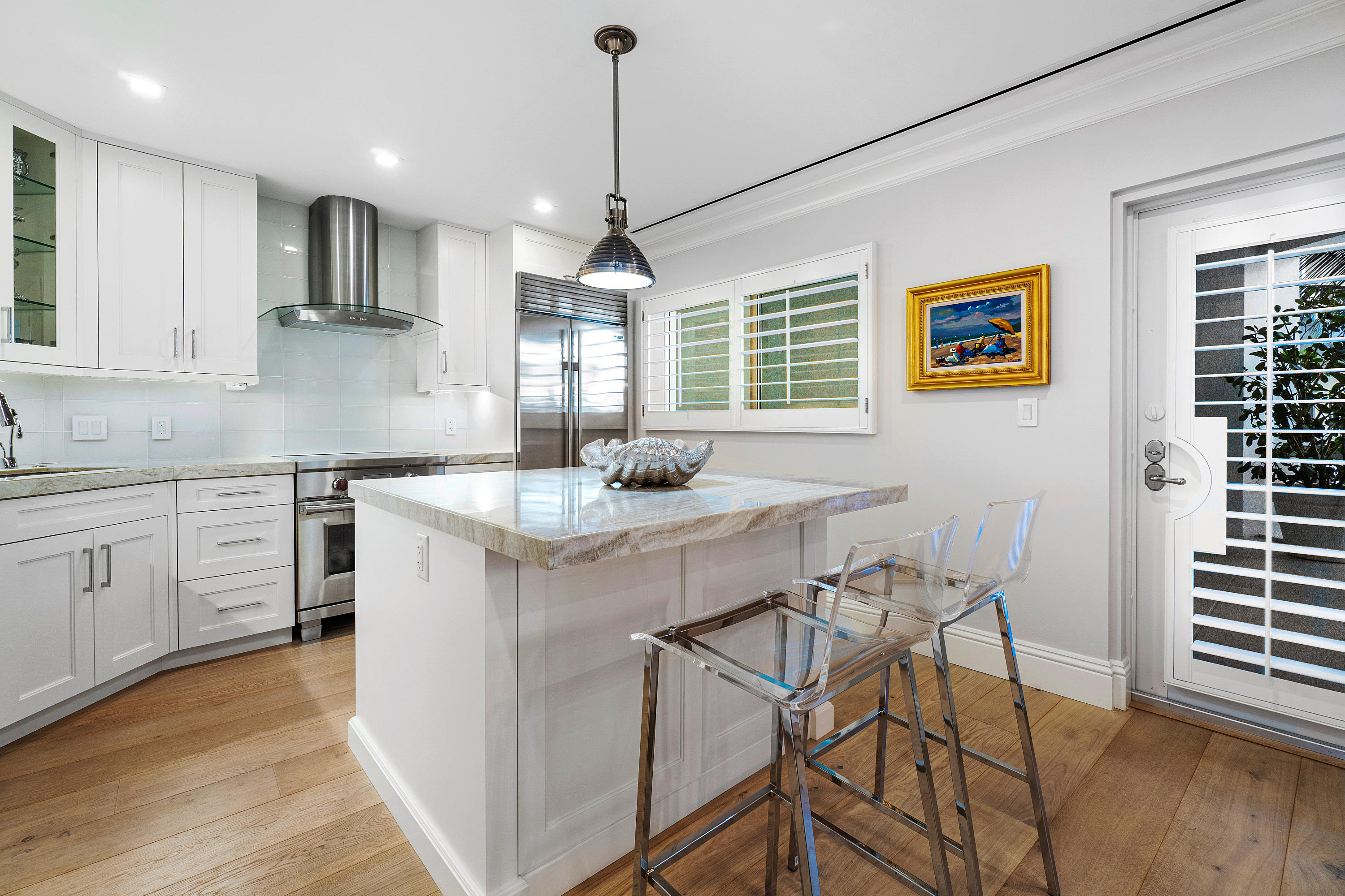 THREE HUNDRED SOUTH OCEAN BLVD APTS INC 300 S OCEA - Residential