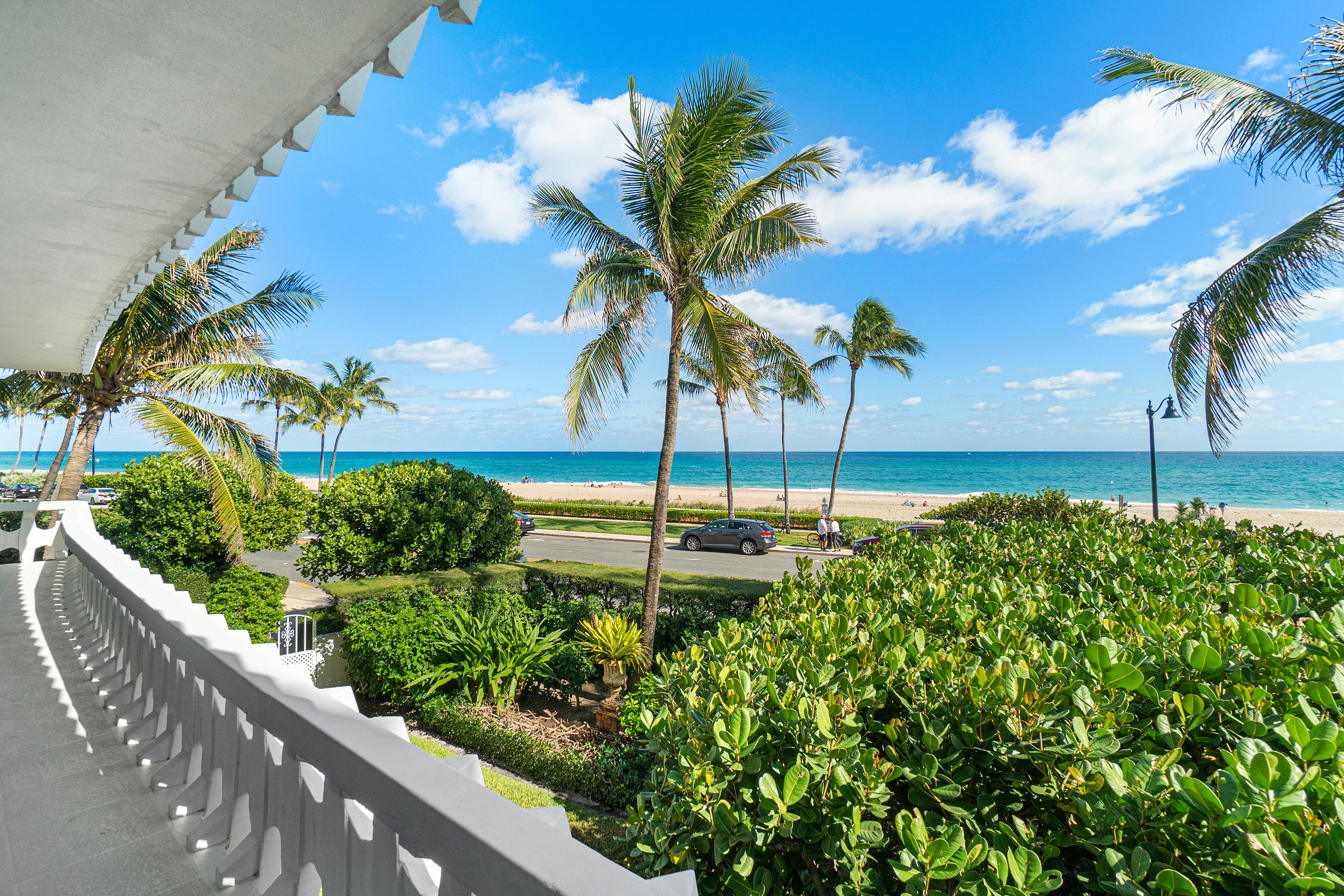 THREE HUNDRED SOUTH OCEAN BLVD APTS INC 300 S OCEA - Residential