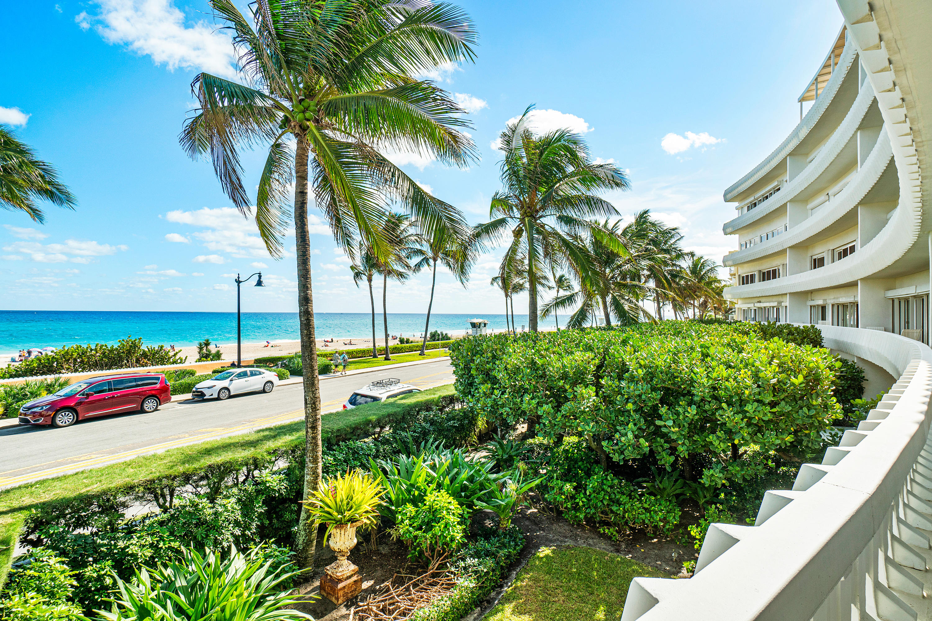 THREE HUNDRED SOUTH OCEAN BLVD APTS INC 300 S OCEA - Residential
