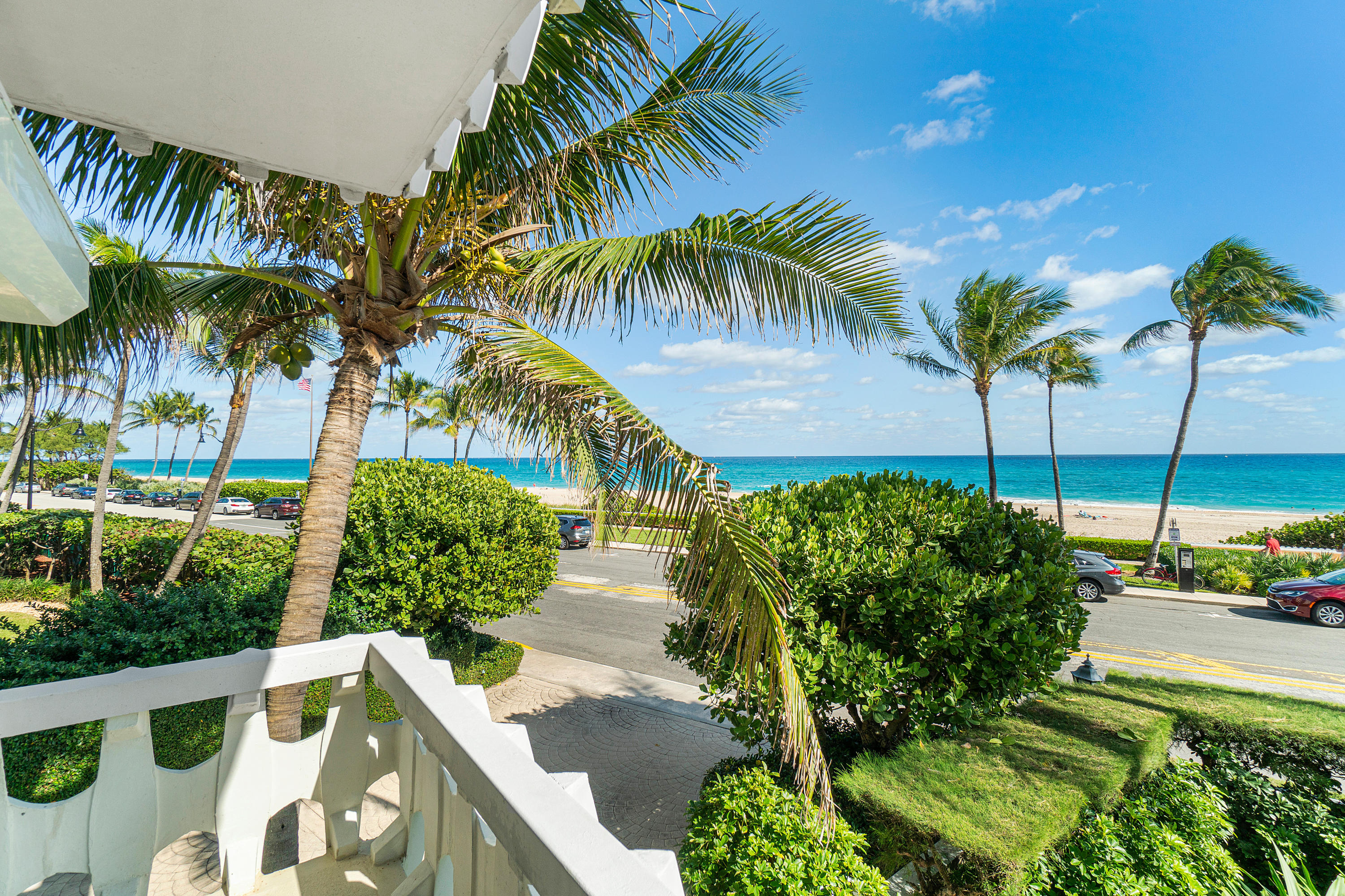 THREE HUNDRED SOUTH OCEAN BLVD APTS INC 300 S OCEA - Residential