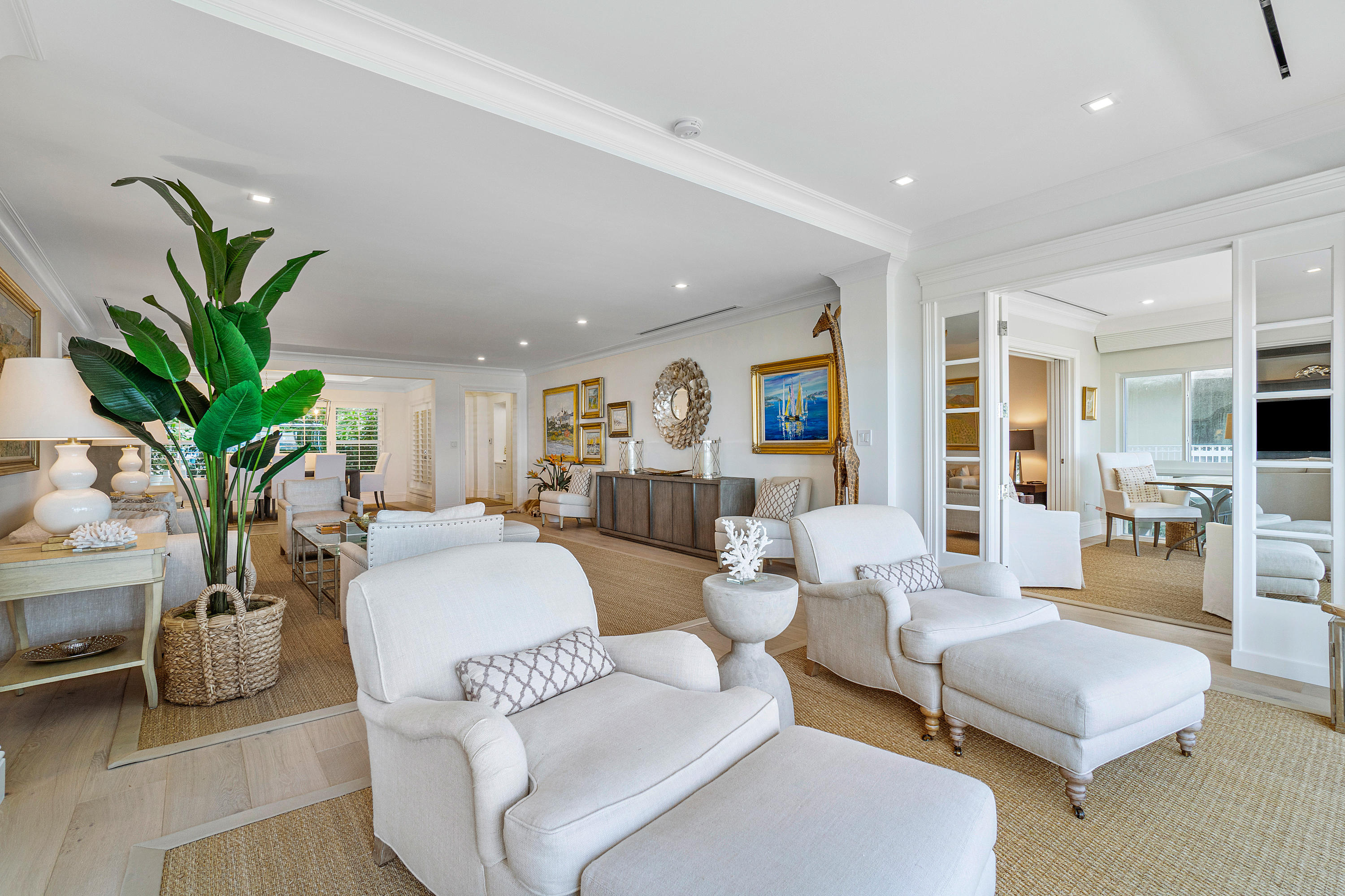 THREE HUNDRED SOUTH OCEAN BLVD APTS INC 300 S OCEA - Residential