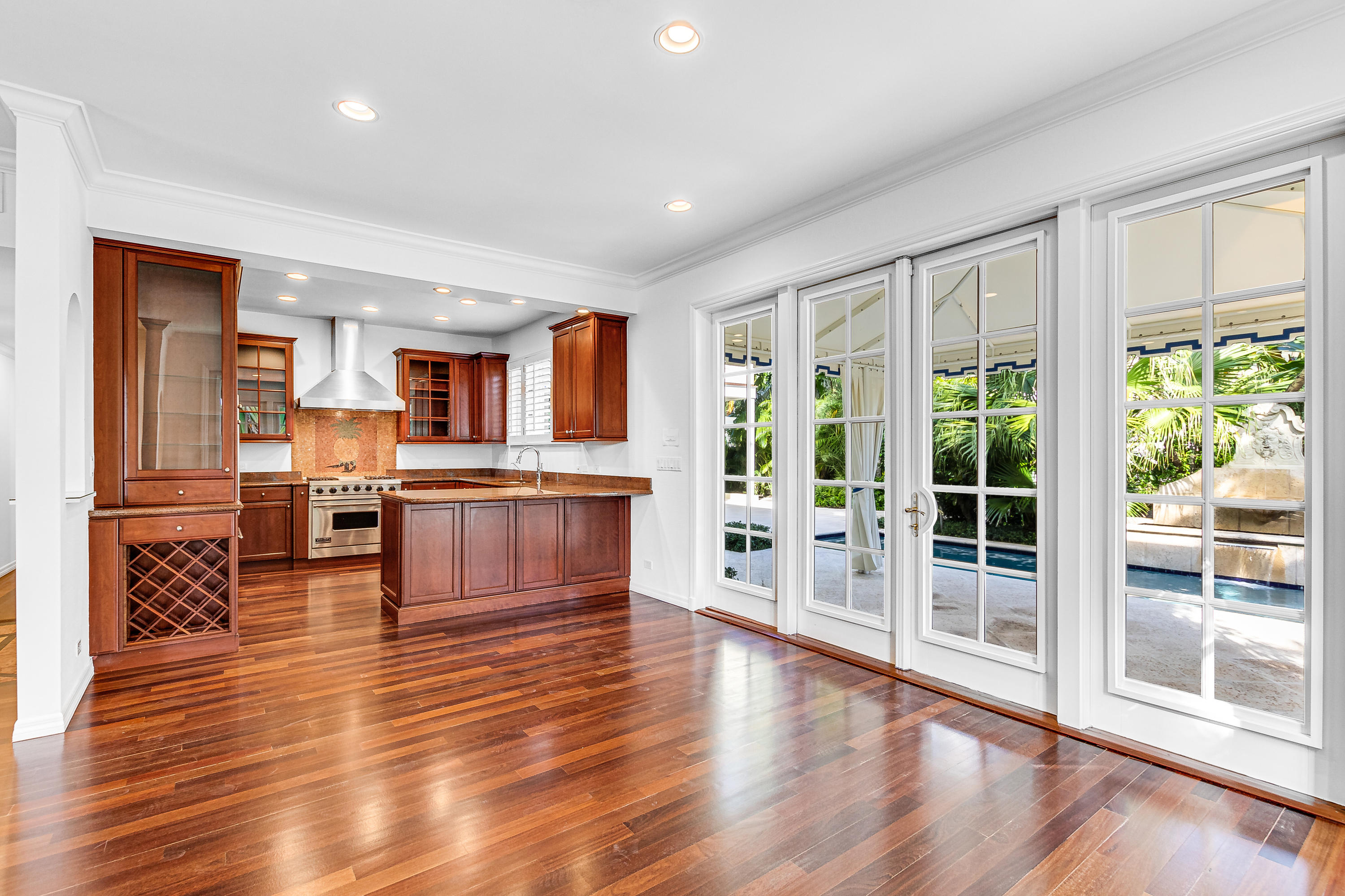 ROYAL PARK - Residential