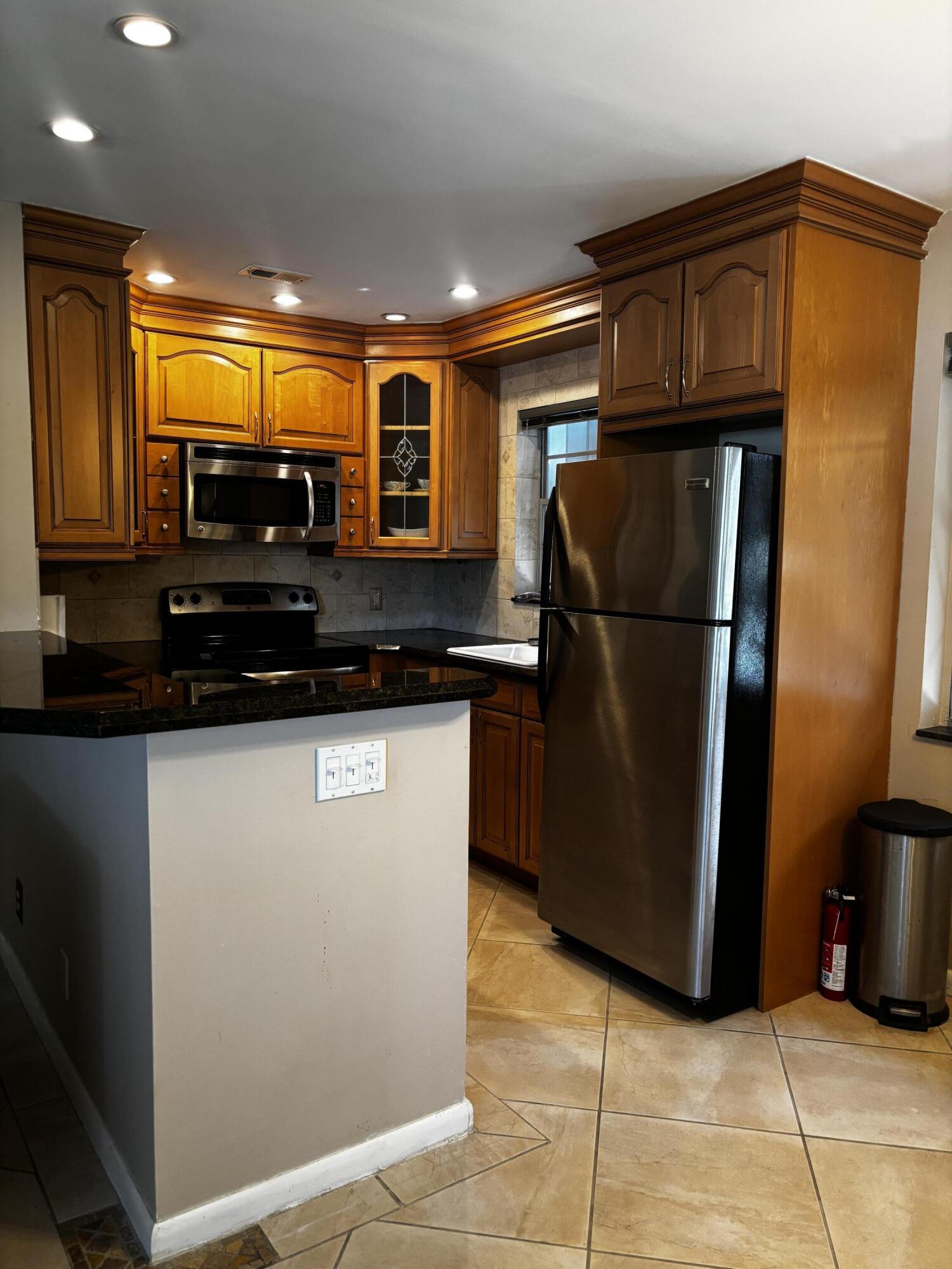 CENTURY VILLAGE/CHATHAM CONDOS - Residential