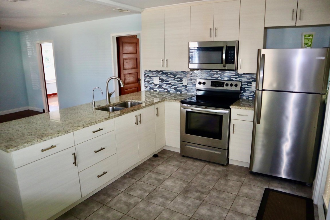 Oakland Park First Add 2- - Residential Income
