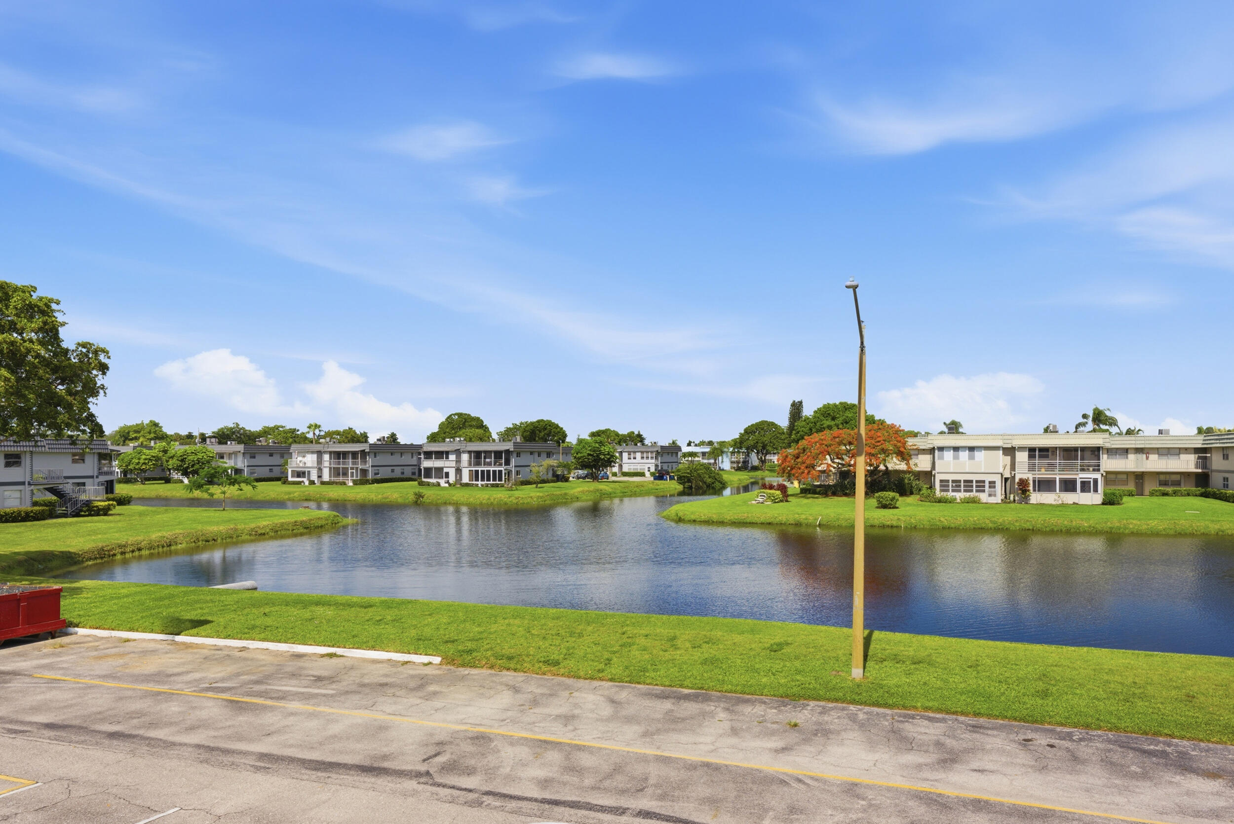 KINGS POINT SAXONY CONDOS - Residential