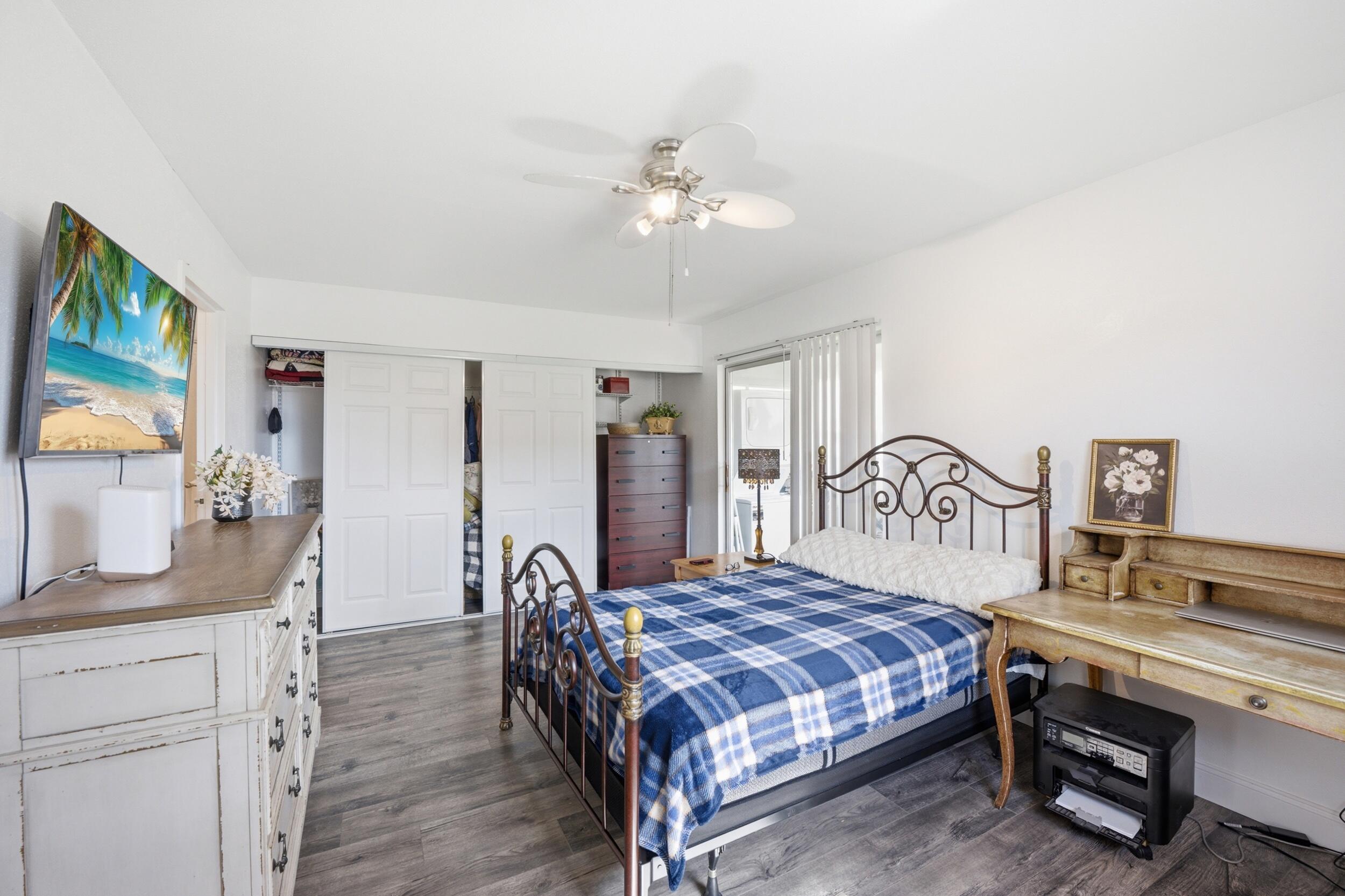 KINGS POINT SAXONY CONDOS - Residential