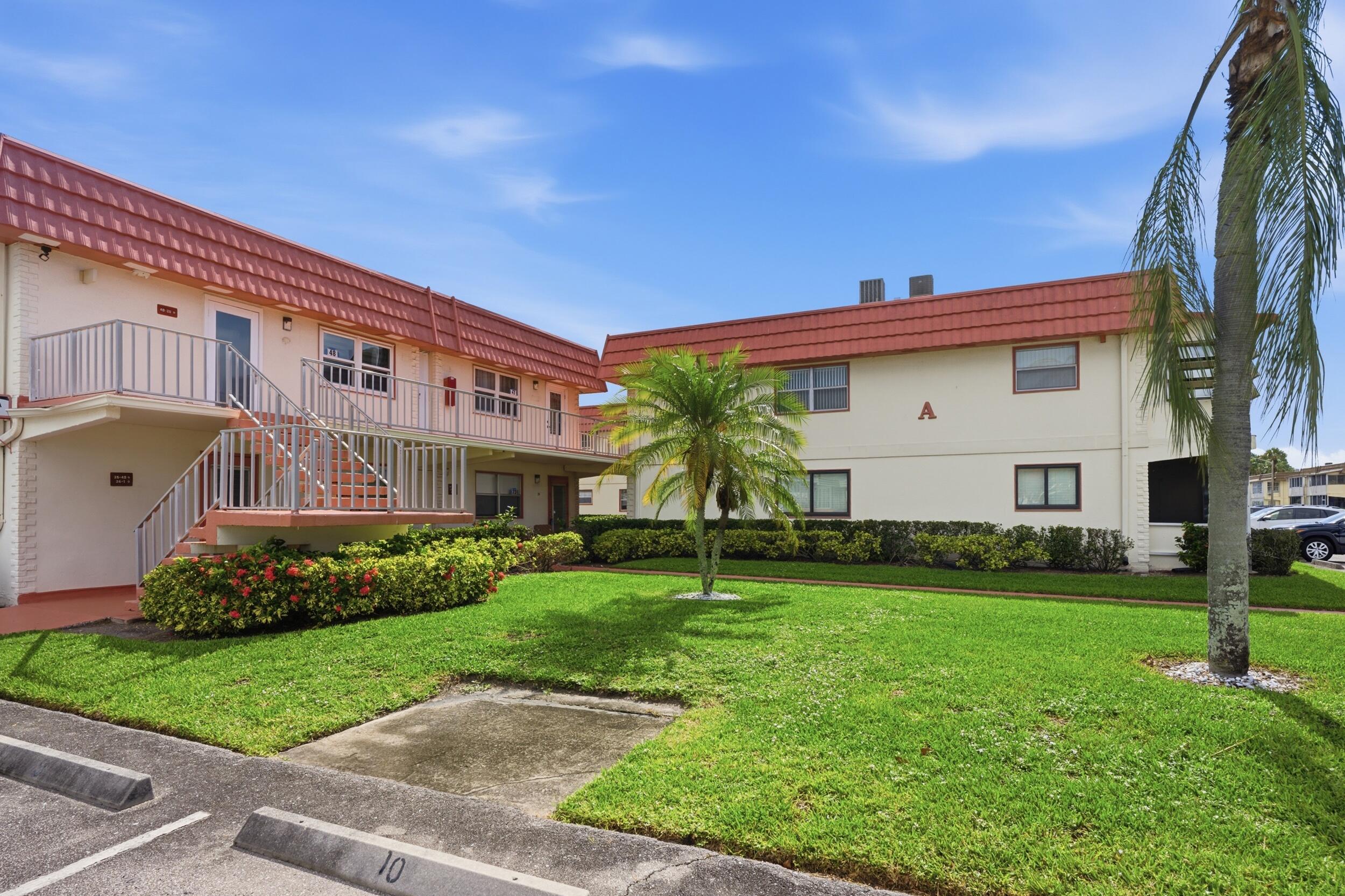 KINGS POINT SAXONY CONDOS - Residential