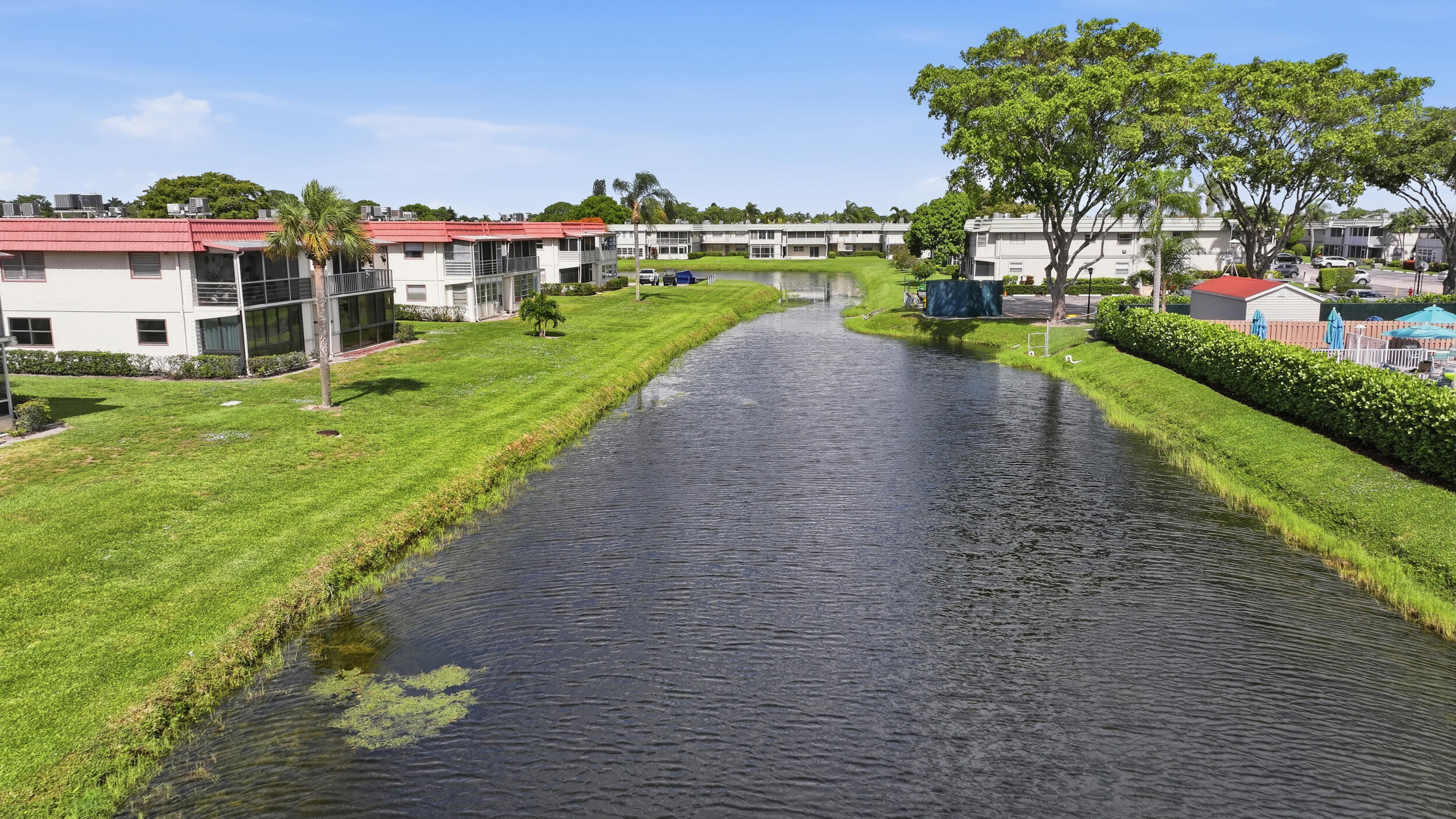 KINGS POINT SAXONY CONDOS - Residential