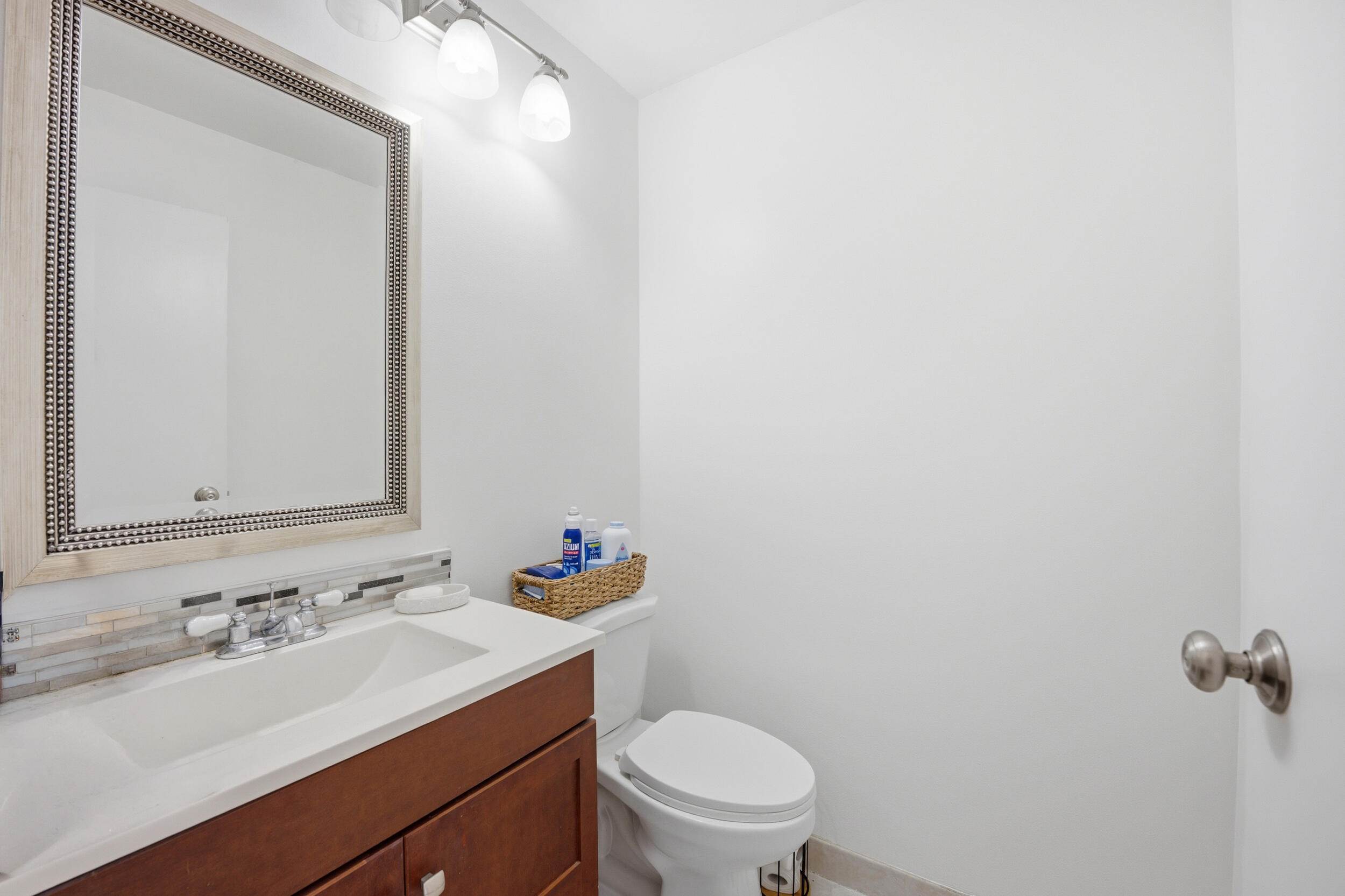 KINGS POINT SAXONY CONDOS - Residential