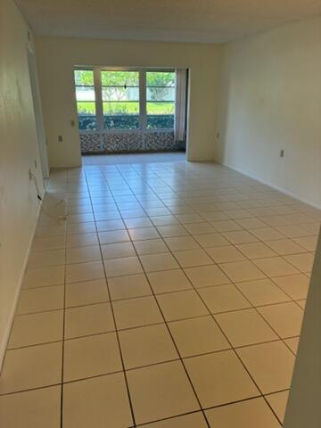 NASSAU VILLAGE WYNMOOR CONDO - Residential