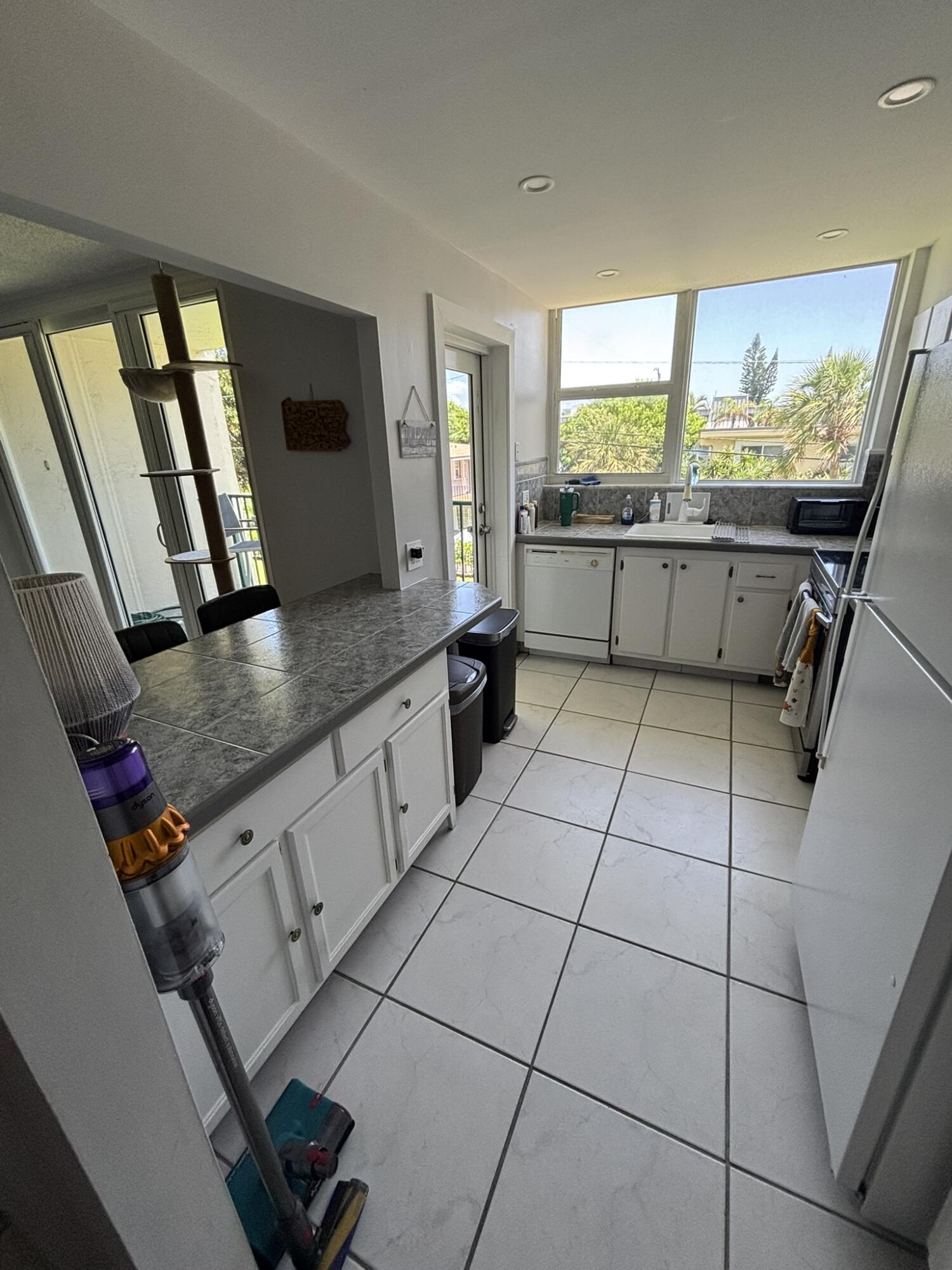 PORT DE MER CONDO - Residential