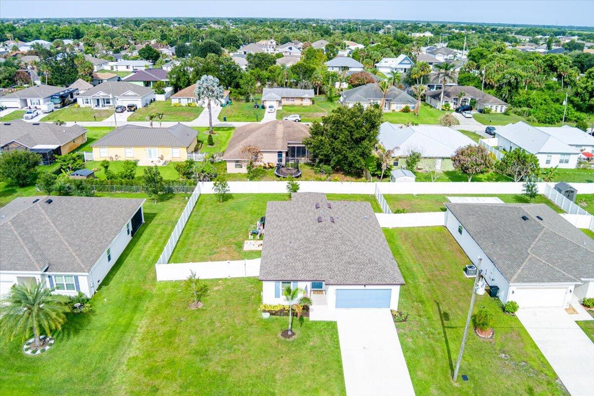 PORT ST LUCIE SECTION 33 - Residential
