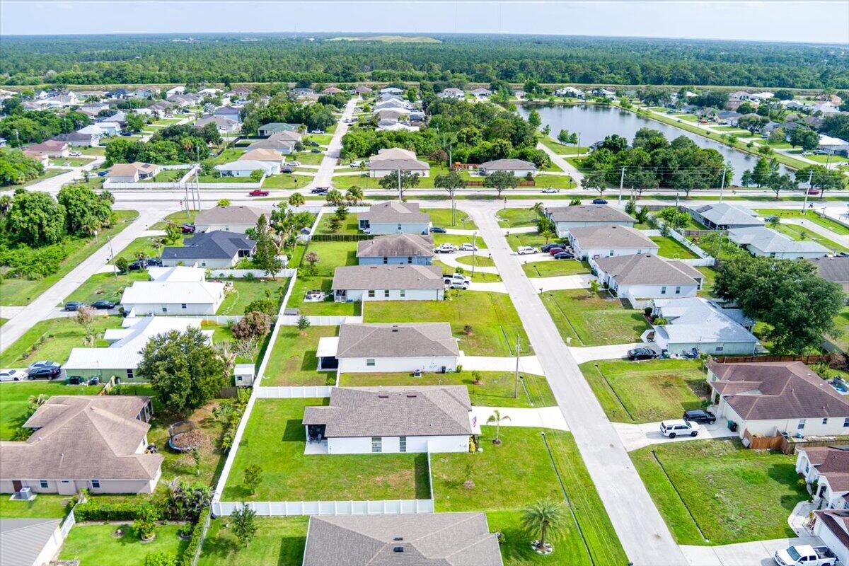 PORT ST LUCIE SECTION 33 - Residential