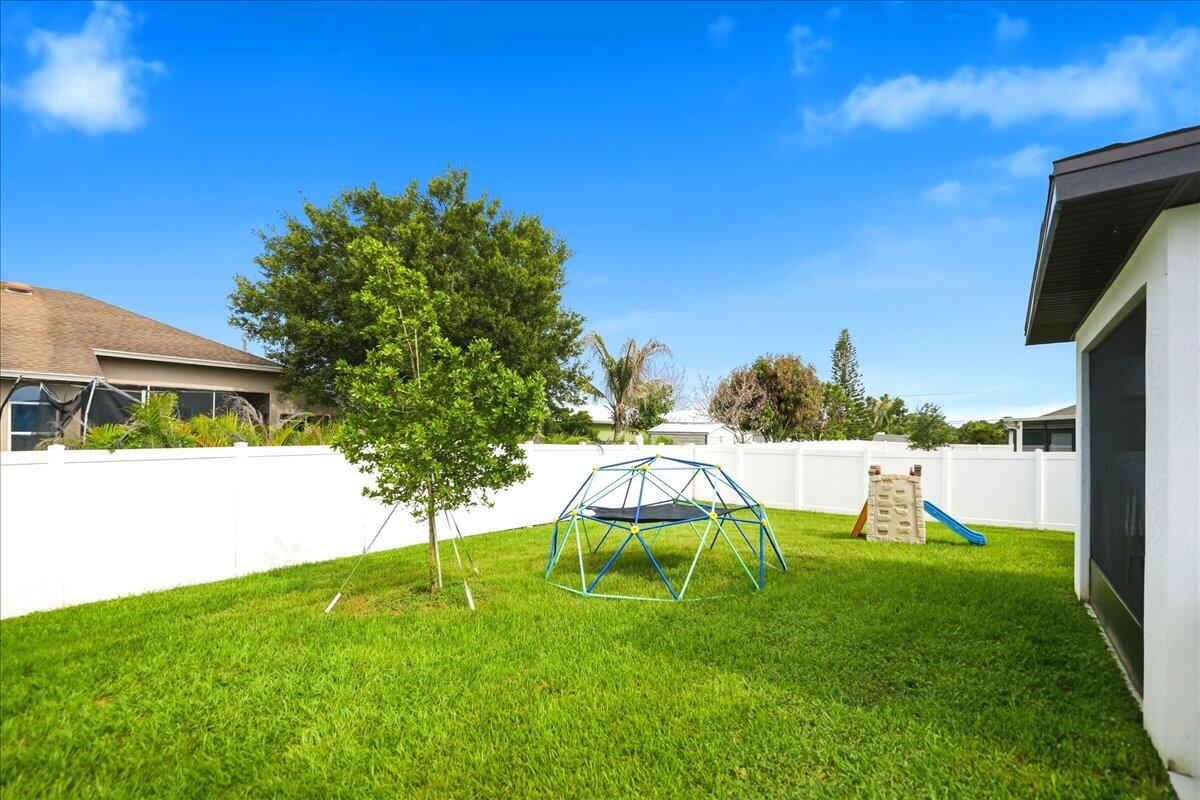 PORT ST LUCIE SECTION 33 - Residential