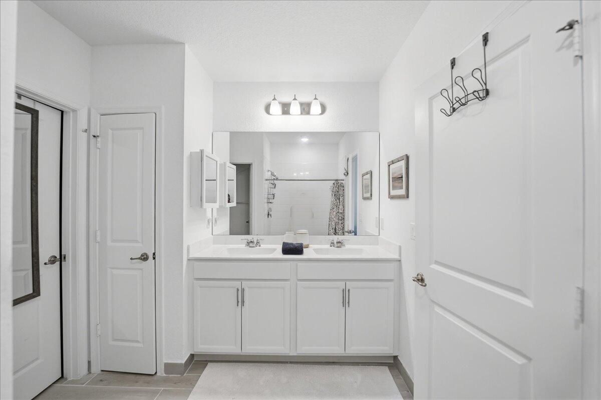 PORT ST LUCIE SECTION 33 - Residential