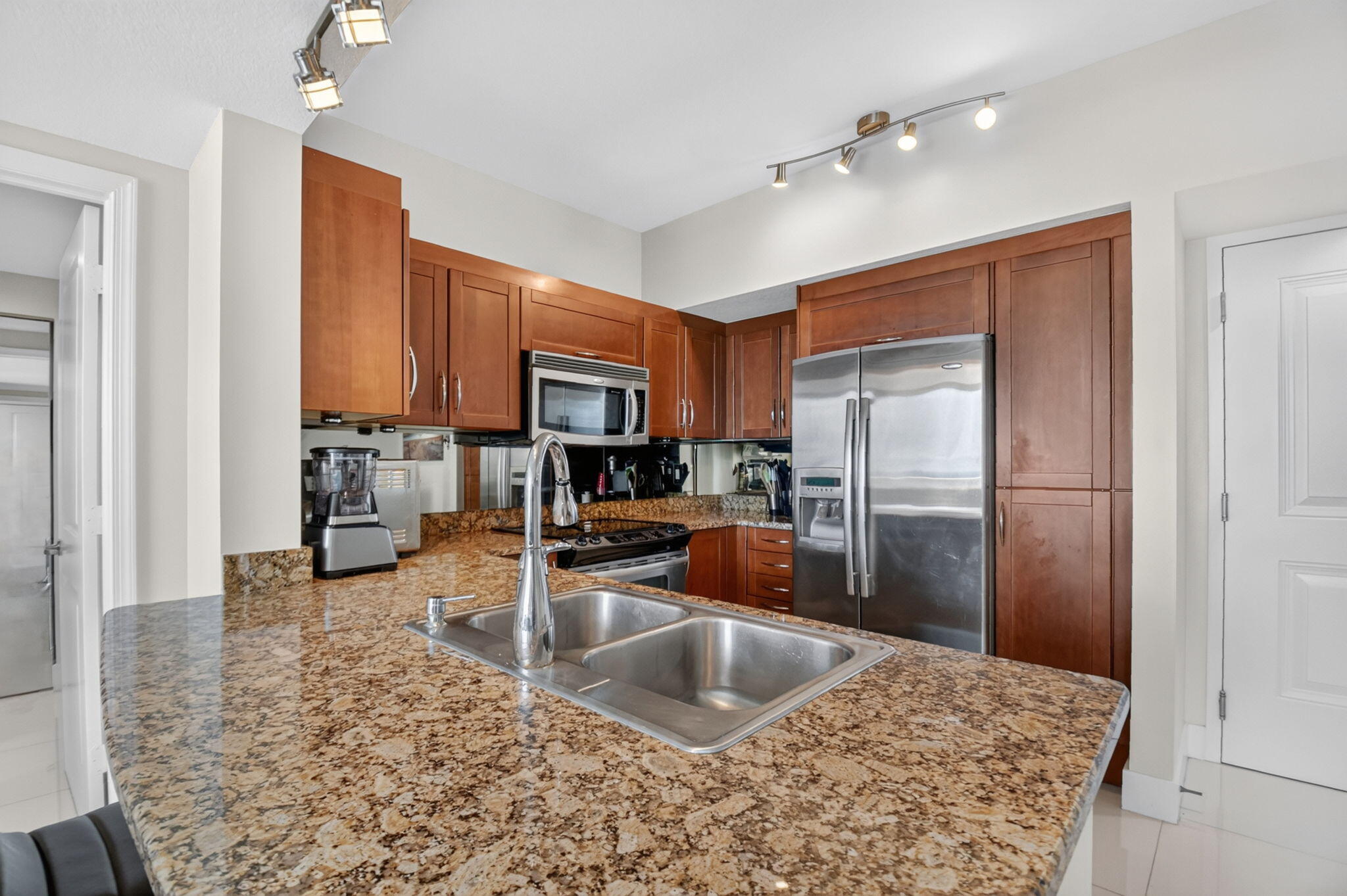 CASA COSTA CONDO - Residential