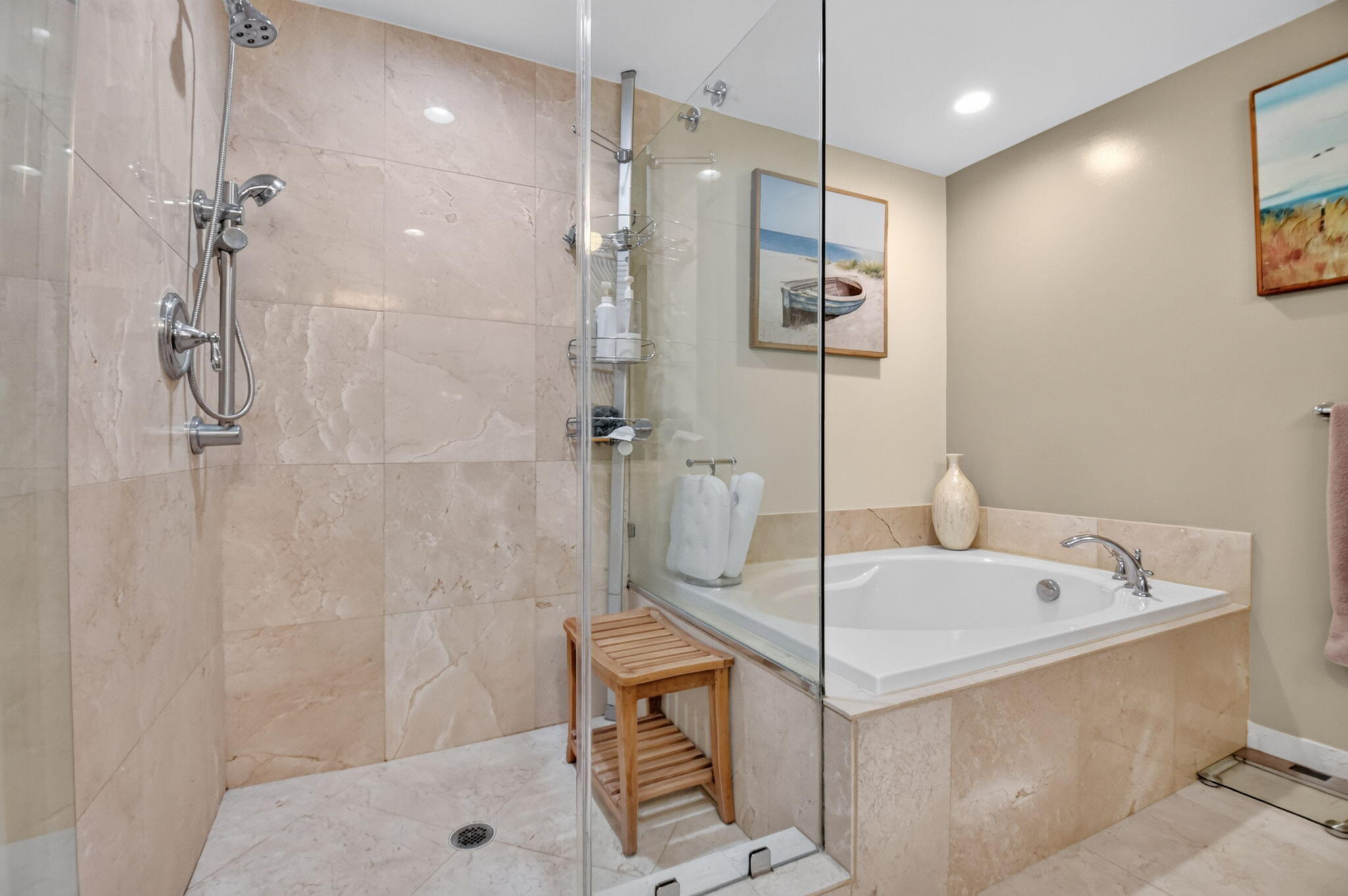 CASA COSTA CONDO - Residential
