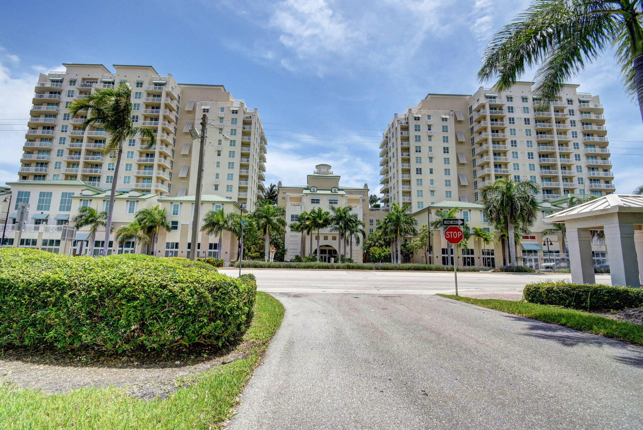 CASA COSTA CONDO - Residential