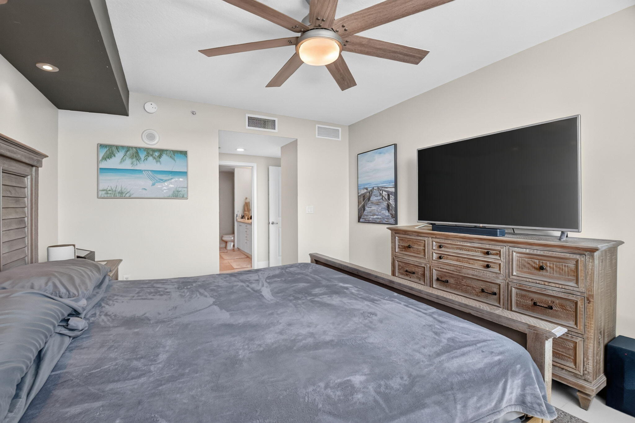 CASA COSTA CONDO - Residential