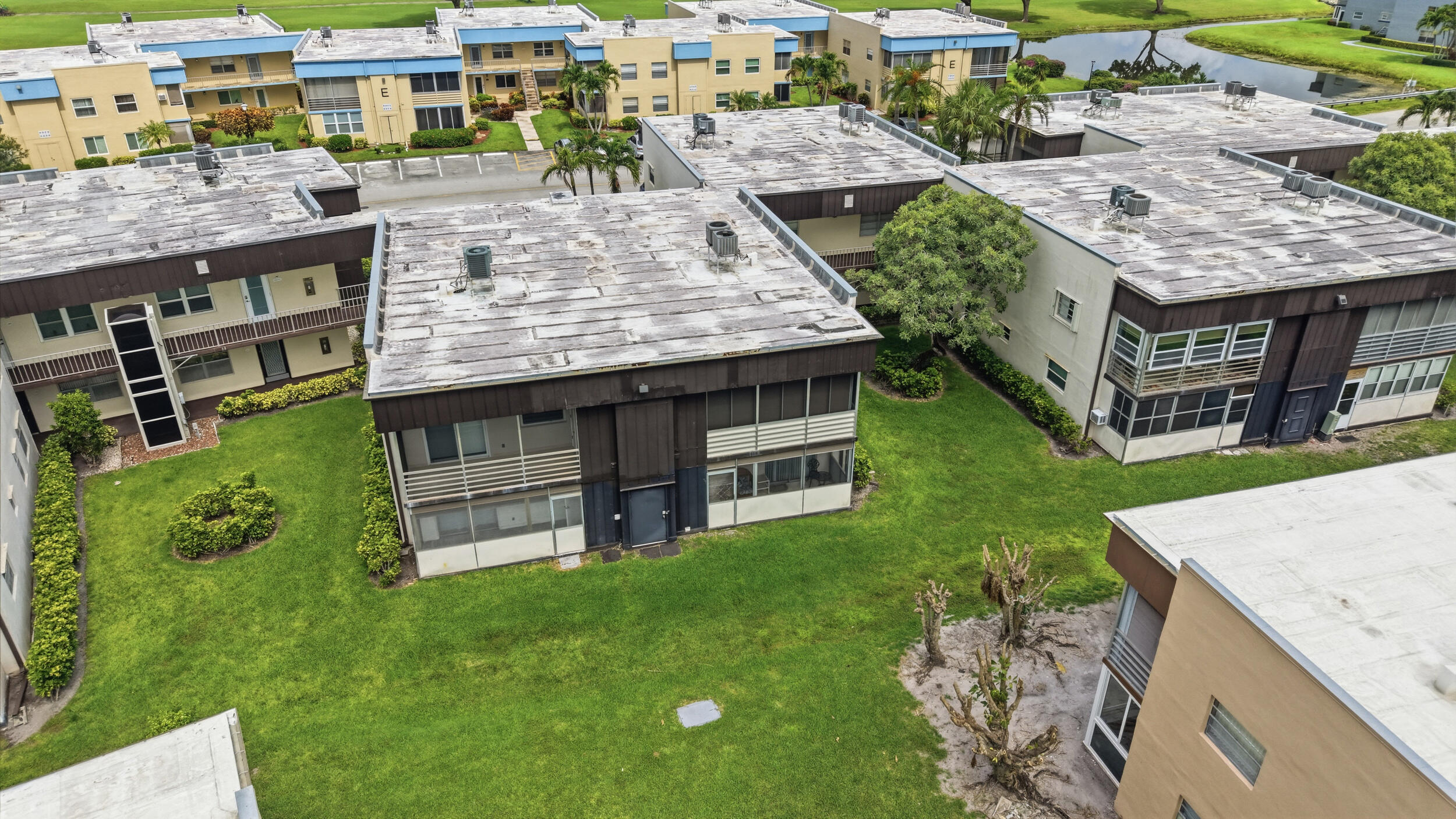 Kings Point Golf & Country Club - Residential Lease