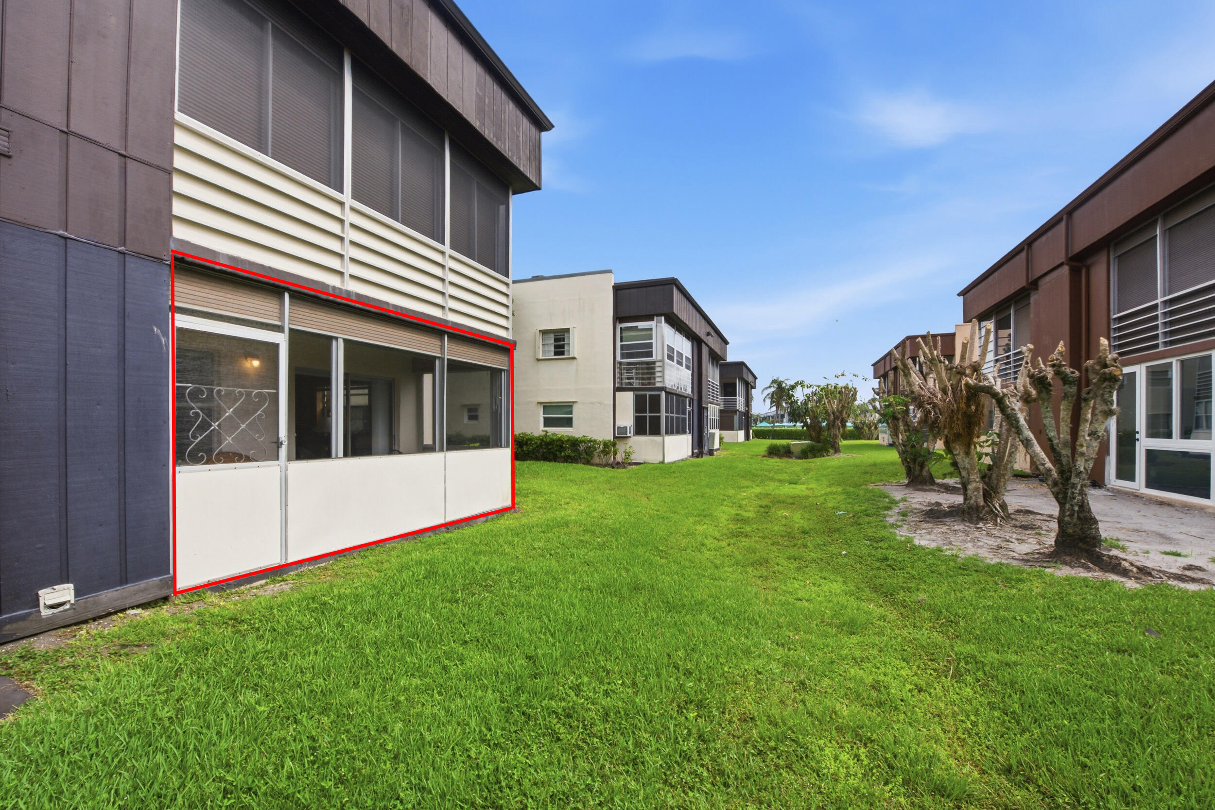 Kings Point Golf & Country Club - Residential Lease