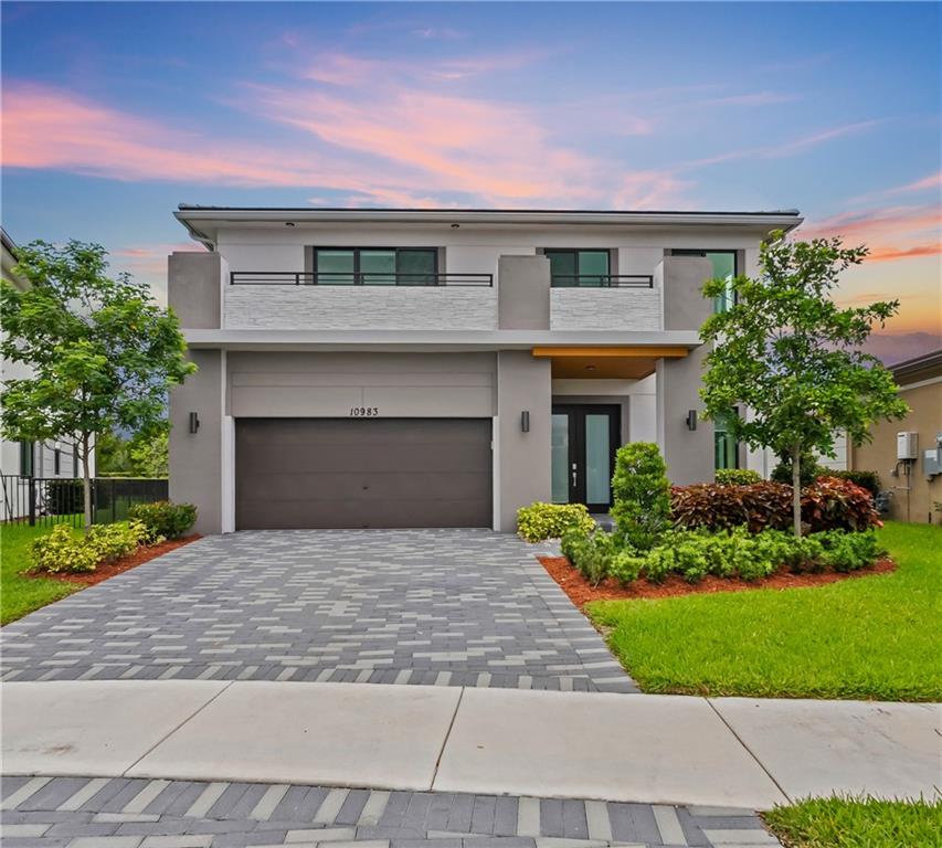 Cascata at Miralago - Residential