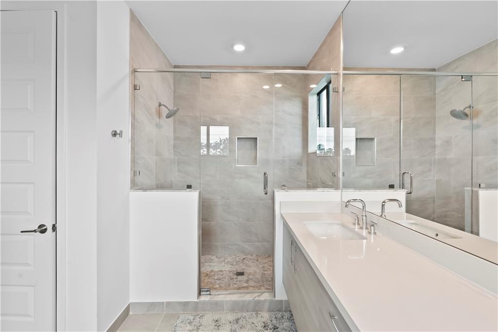 Cascata at Miralago - Residential