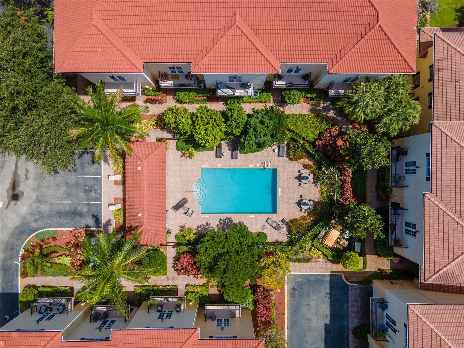 COURTYARDS OF LAKE WORTH 2 - Residential