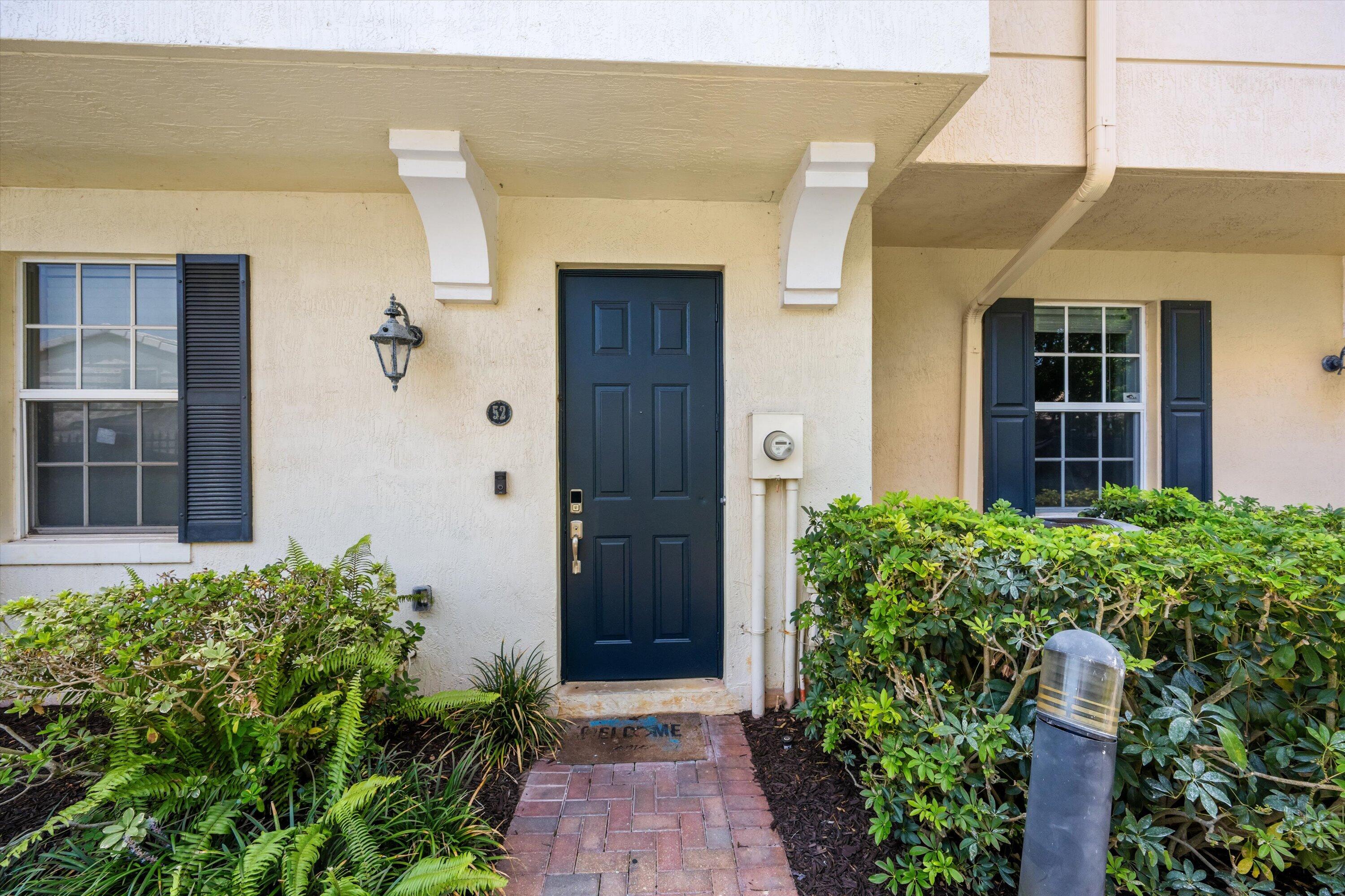 COURTYARDS OF LAKE WORTH 2 - Residential