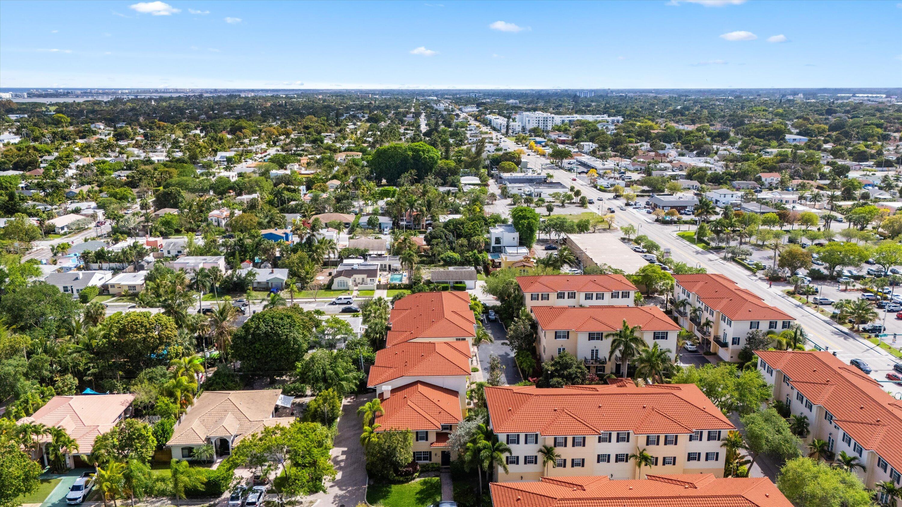 COURTYARDS OF LAKE WORTH 2 - Residential